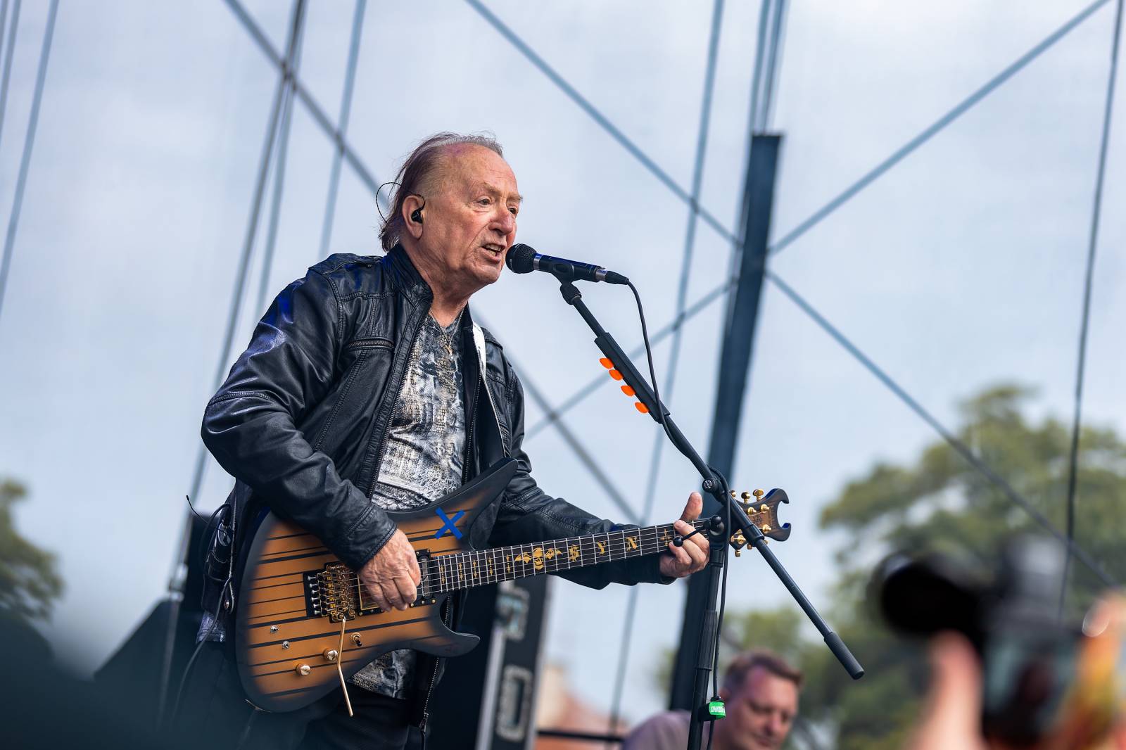 Mezi ploty, den druhý: Ani déšť nezkazil dobrou náladu. Zahráli Olympic, Aneta Langerová, Marta Jandová i Michal Hrůza