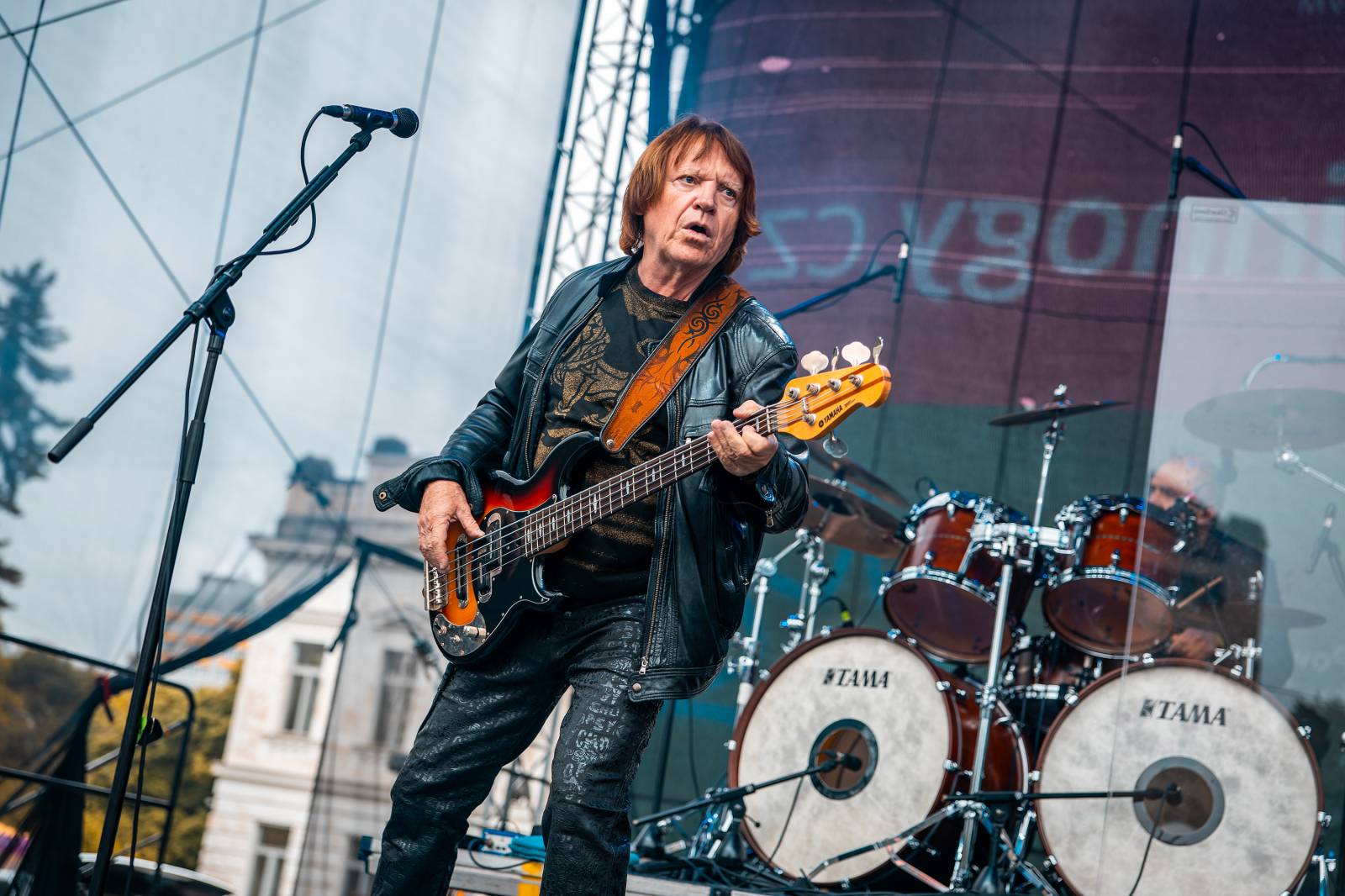 Mezi ploty, den druhý: Ani déšť nezkazil dobrou náladu. Zahráli Olympic, Aneta Langerová, Marta Jandová i Michal Hrůza