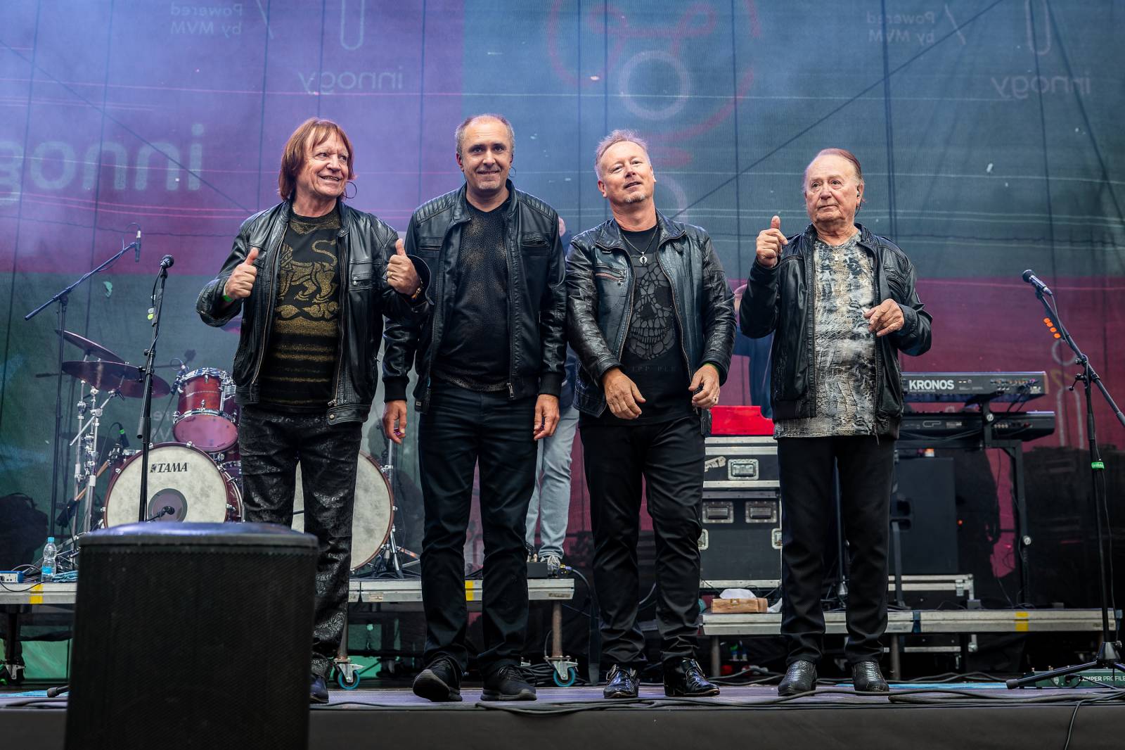 Mezi ploty, den druhý: Ani déšť nezkazil dobrou náladu. Zahráli Olympic, Aneta Langerová, Marta Jandová i Michal Hrůza