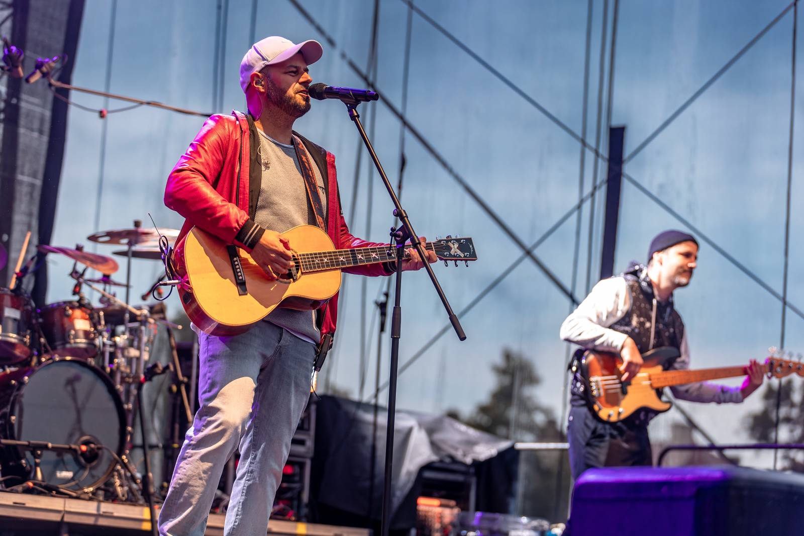Mezi ploty, den druhý: Ani déšť nezkazil dobrou náladu. Zahráli Olympic, Aneta Langerová, Marta Jandová i Michal Hrůza