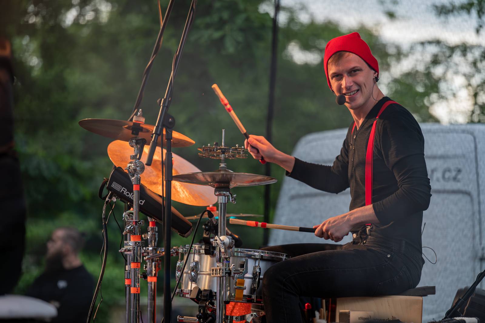 Čechomor odstartoval venkovní sezónu komorním koncertem ve vile Lanna