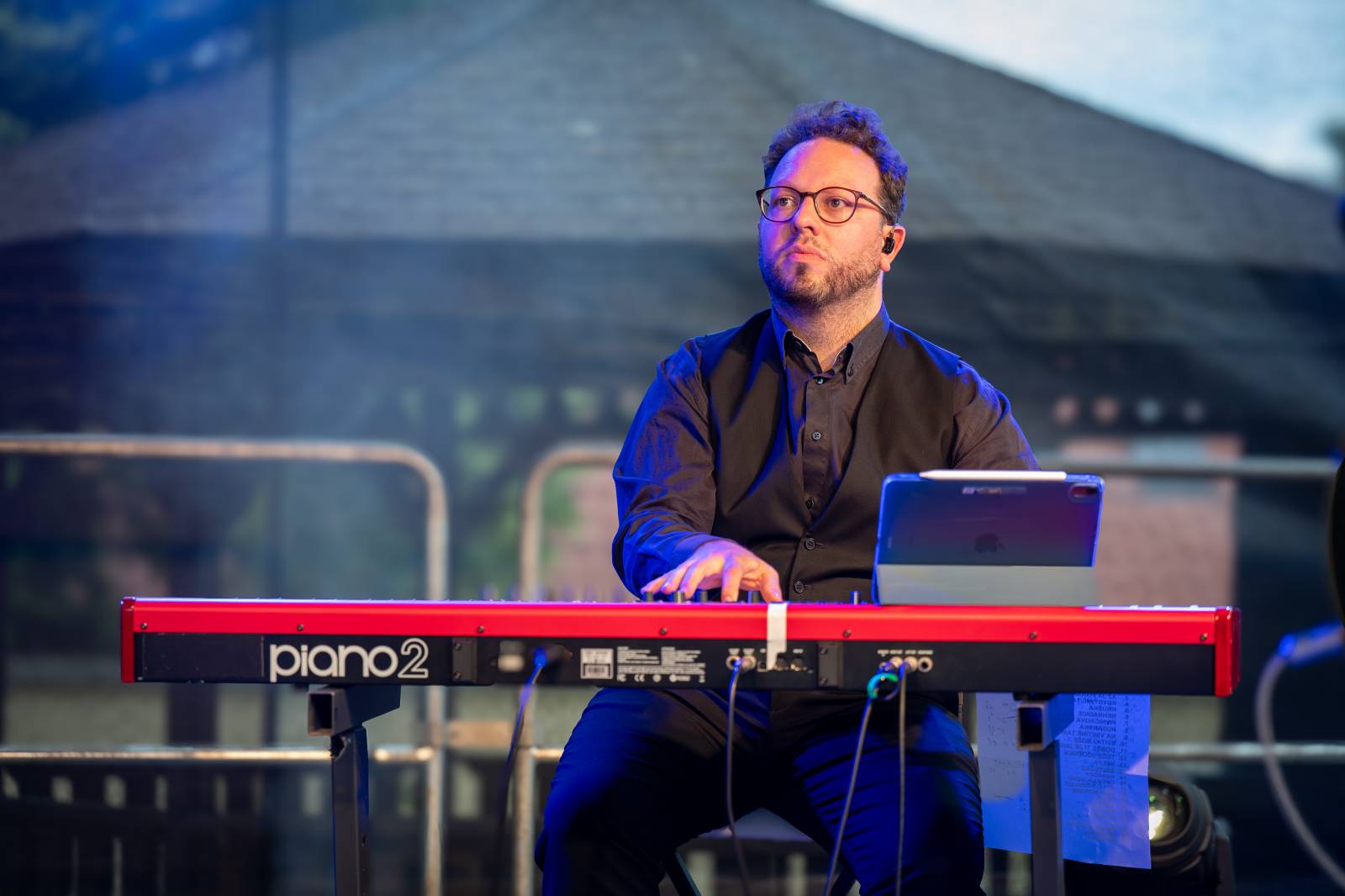 Čechomor odstartoval venkovní sezónu komorním koncertem ve vile Lanna