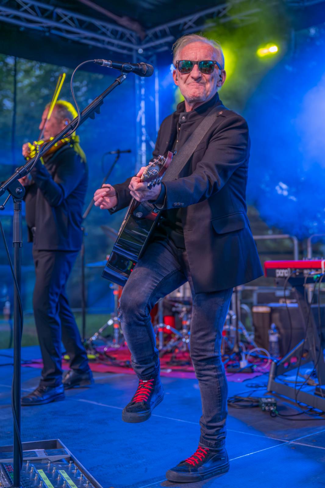 Čechomor odstartoval venkovní sezónu komorním koncertem ve vile Lanna