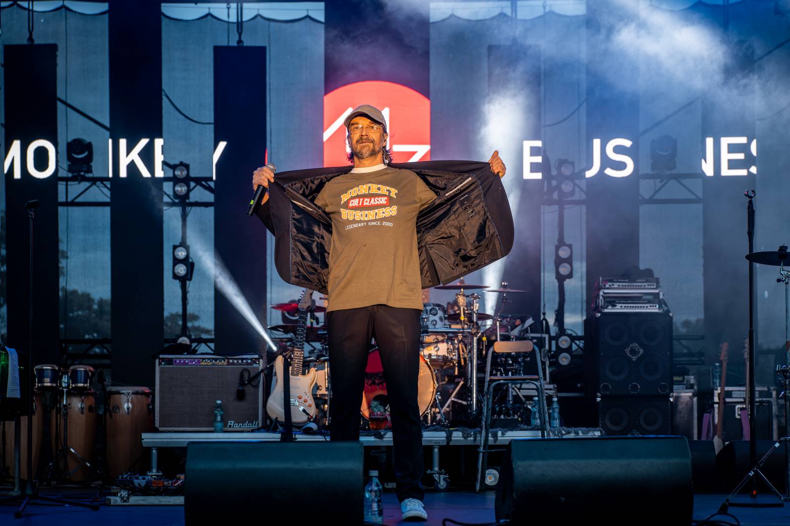 Monkey Business oslavili 25 let ve velkém. Na Vyšehradě jim blahopřáli Tonya Graves, Ashley Slater, Dan Bárta i Lou Fanánek Hagen