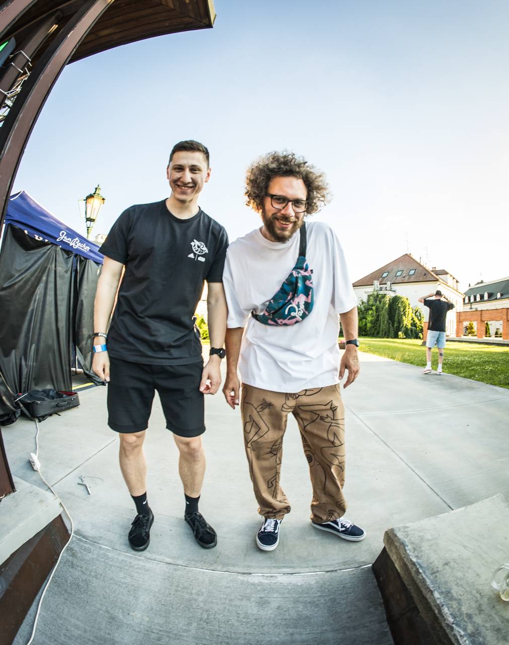 Plzeňský pivovar ožil rapem. MC Gey zaplnil celé nádvoří