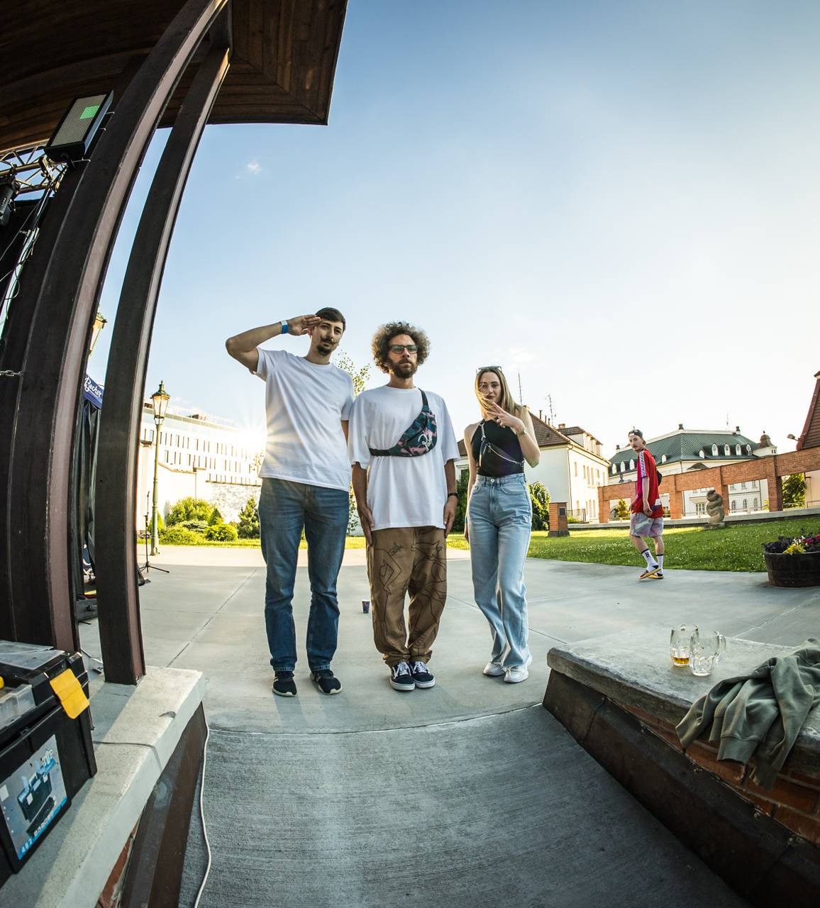 Plzeňský pivovar ožil rapem. MC Gey zaplnil celé nádvoří