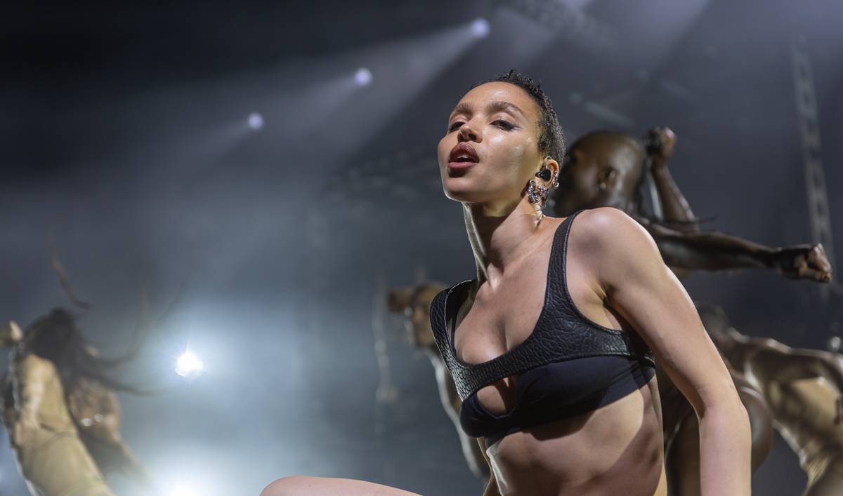 FKA twigs zachytila ve Foru Karlín pocit euforie zrozený skrze umění