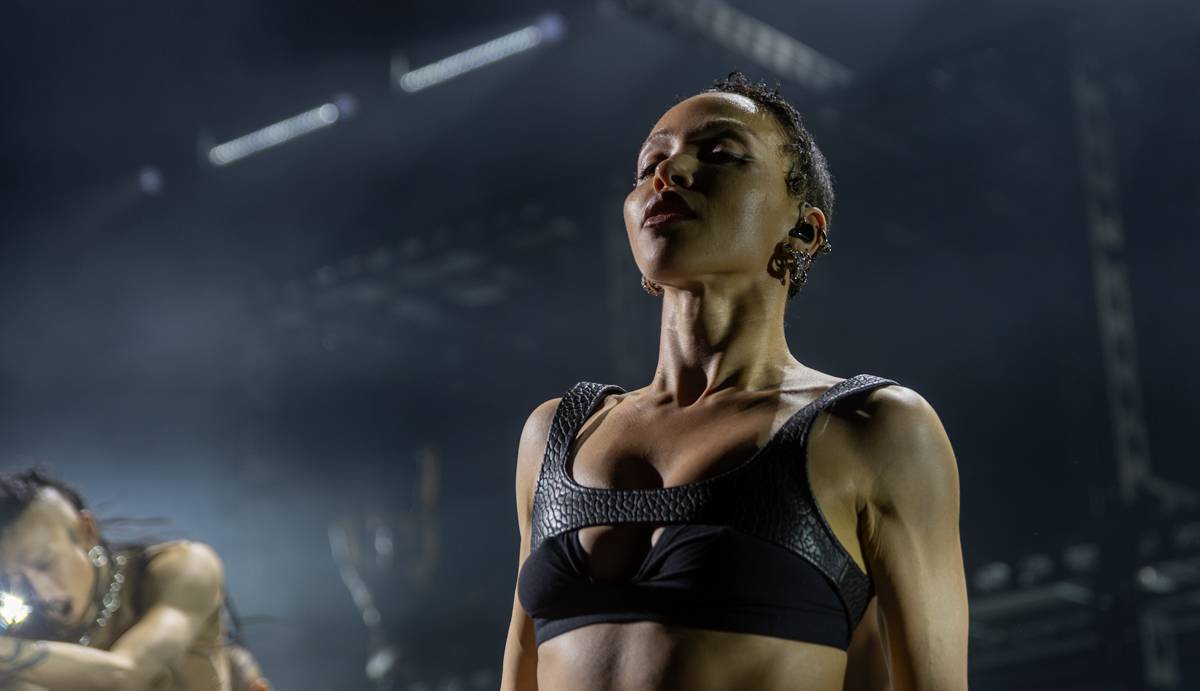 FKA twigs zachytila ve Foru Karlín pocit euforie zrozený skrze umění
