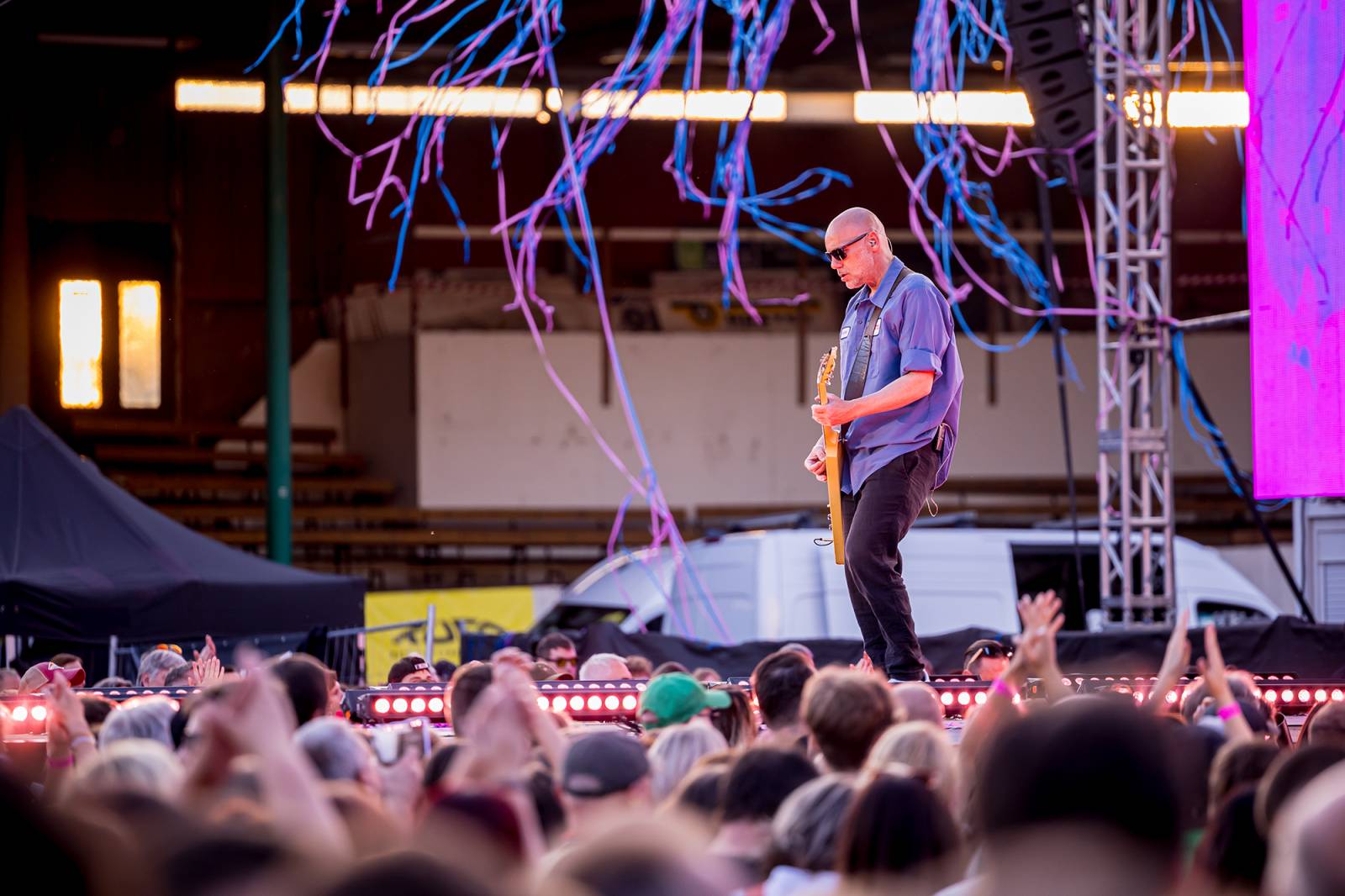 Chinaski zakončili v Brně oslavy třiceti let, doprovodili je bývalí členové i syn Pavla Grohmana