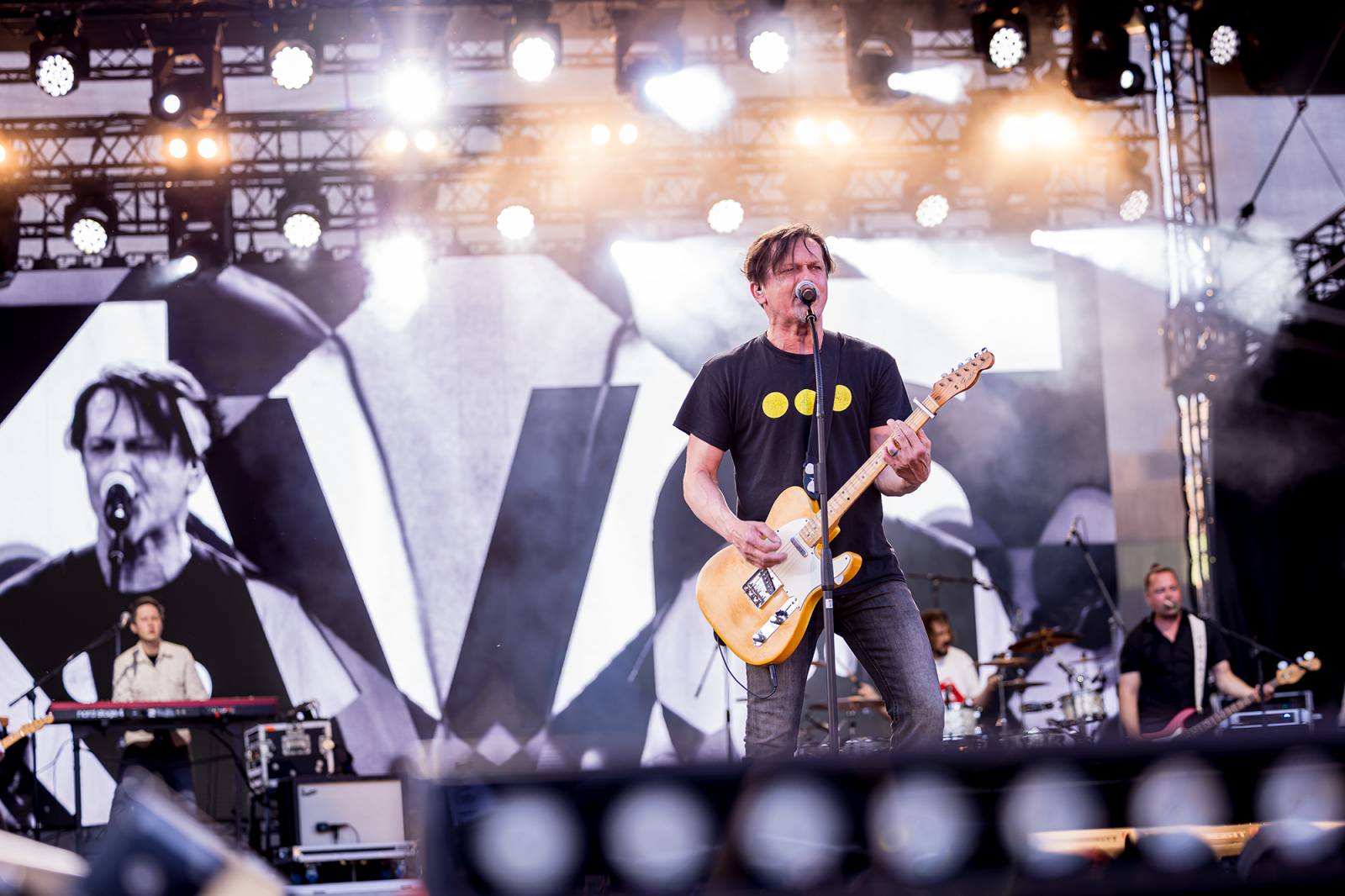 Chinaski zakončili v Brně oslavy třiceti let, doprovodili je bývalí členové i syn Pavla Grohmana