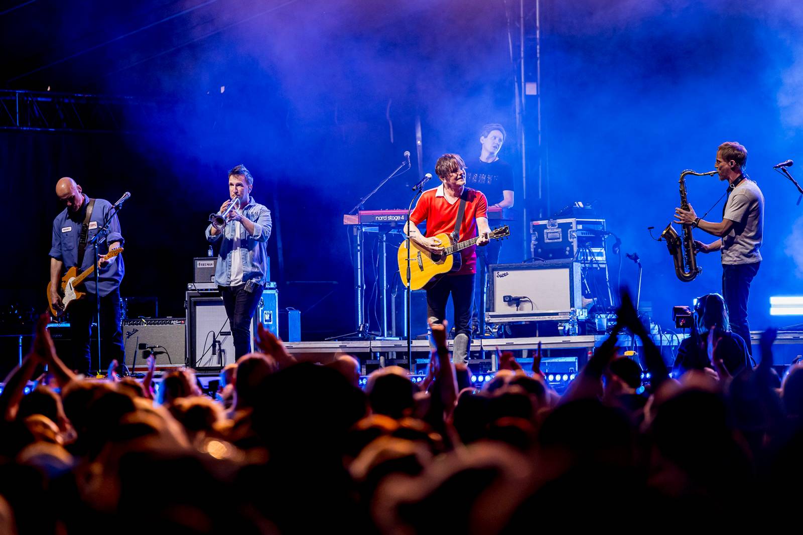 Chinaski zakončili v Brně oslavy třiceti let, doprovodili je bývalí členové i syn Pavla Grohmana