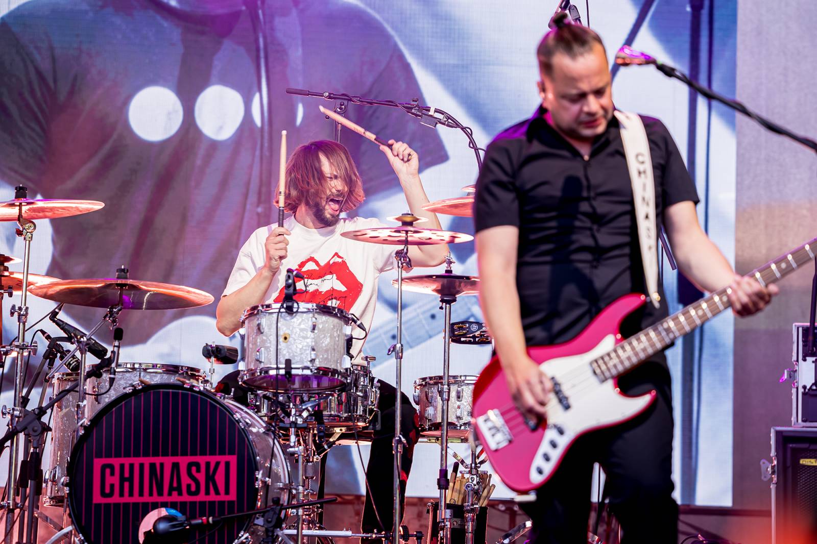 Chinaski zakončili v Brně oslavy třiceti let, doprovodili je bývalí členové i syn Pavla Grohmana