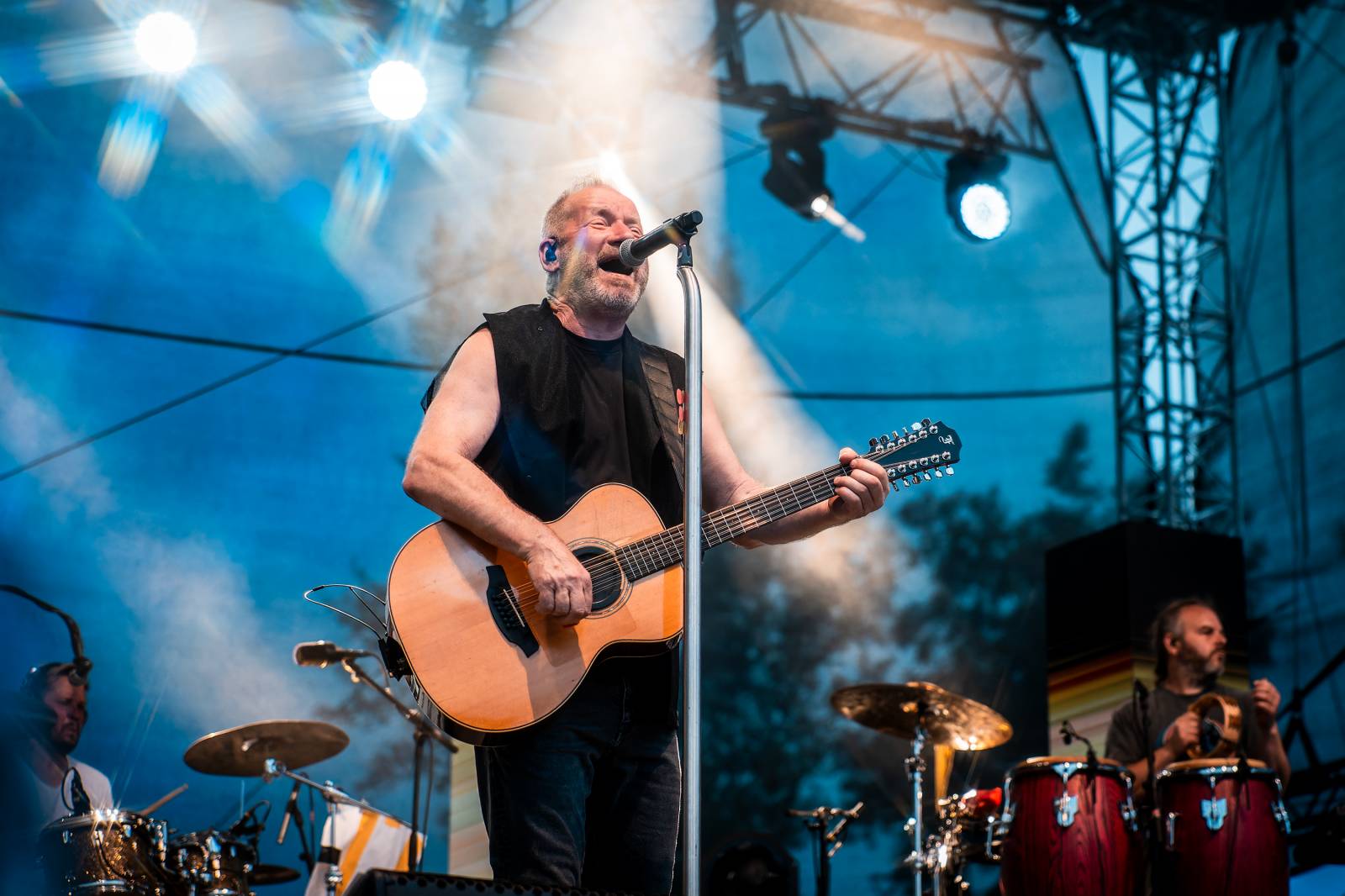 David Koller roztančil Prague Open Air. Déšť fanouškům nevadil, zazněl i Krylův Anděl 