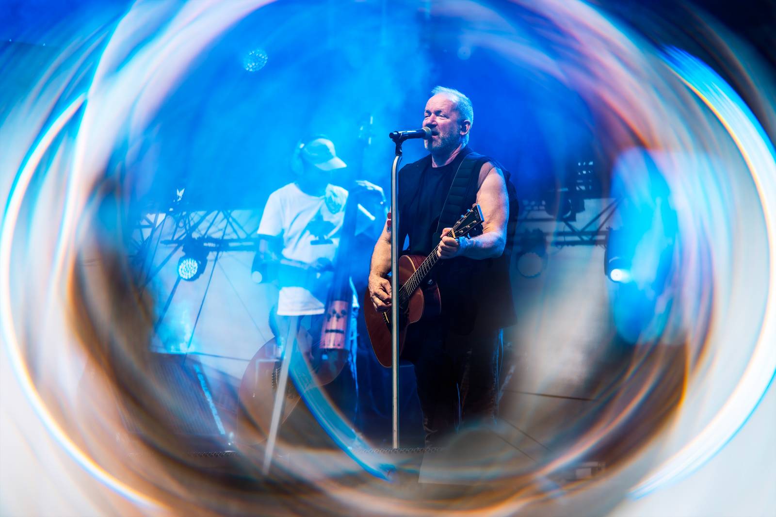 David Koller roztančil Prague Open Air. Déšť fanouškům nevadil, zazněl i Krylův Anděl 