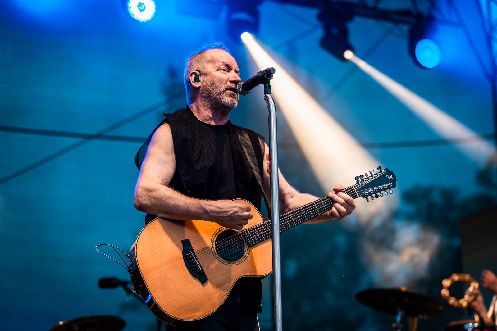 David Koller roztančil Prague Open Air. Déšť fanouškům nevadil, zazněl i Krylův Anděl 