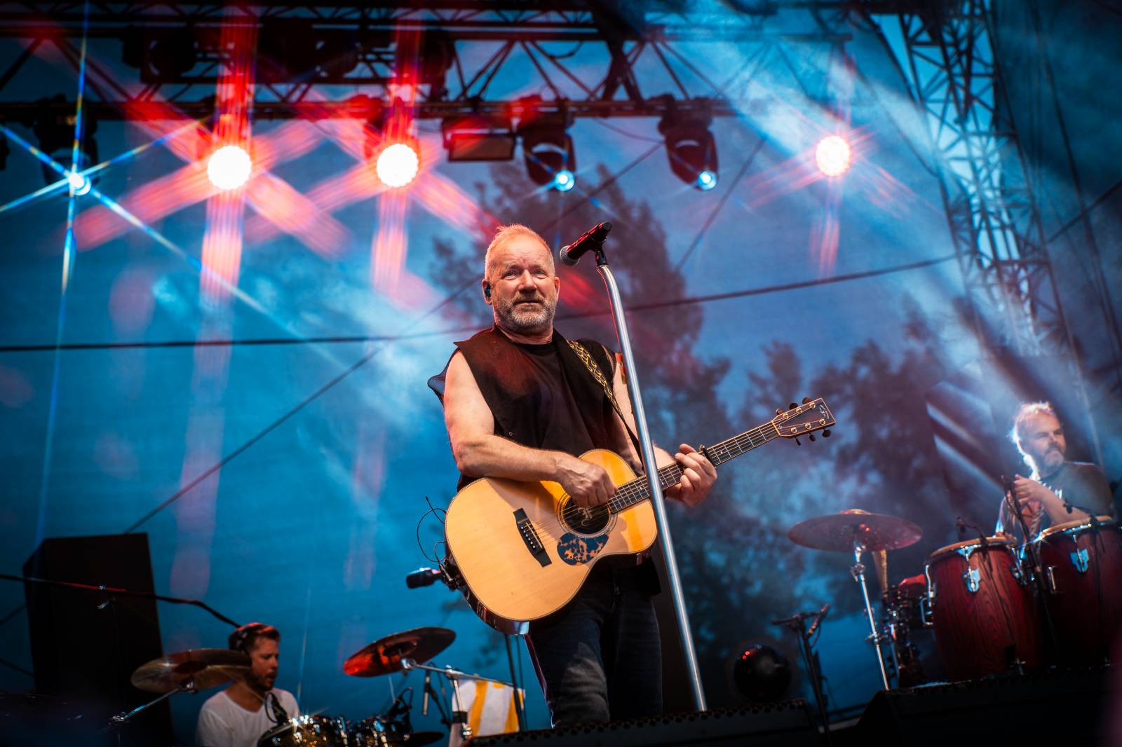 David Koller roztančil Prague Open Air. Déšť fanouškům nevadil, zazněl i Krylův Anděl 