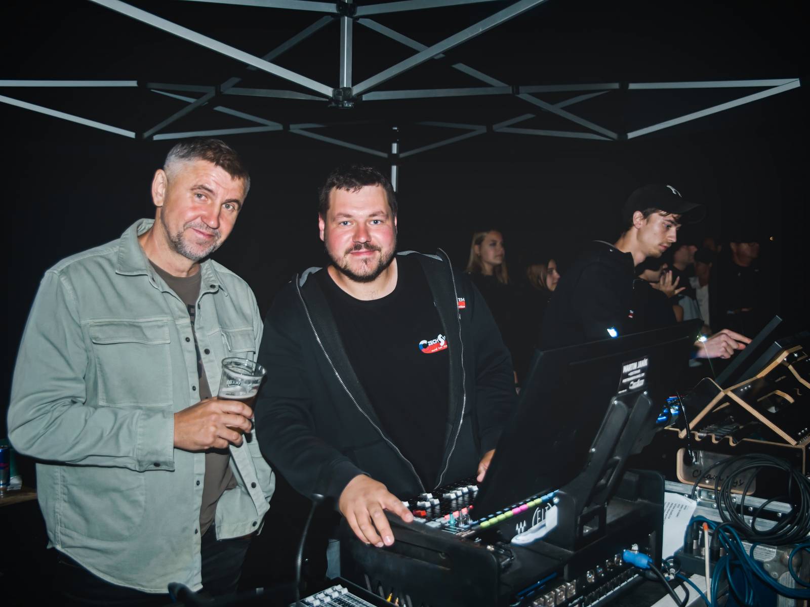 Bagr s Michalem Šafratou zahájil v Třebíči prázdniny