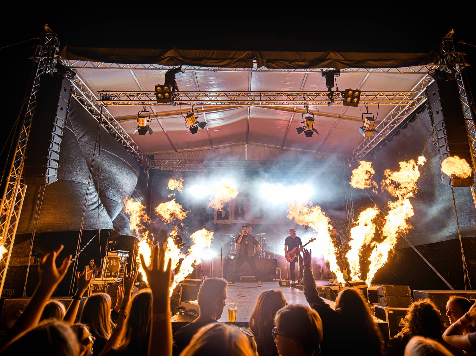 Bagr s Michalem Šafratou zahájil v Třebíči prázdniny