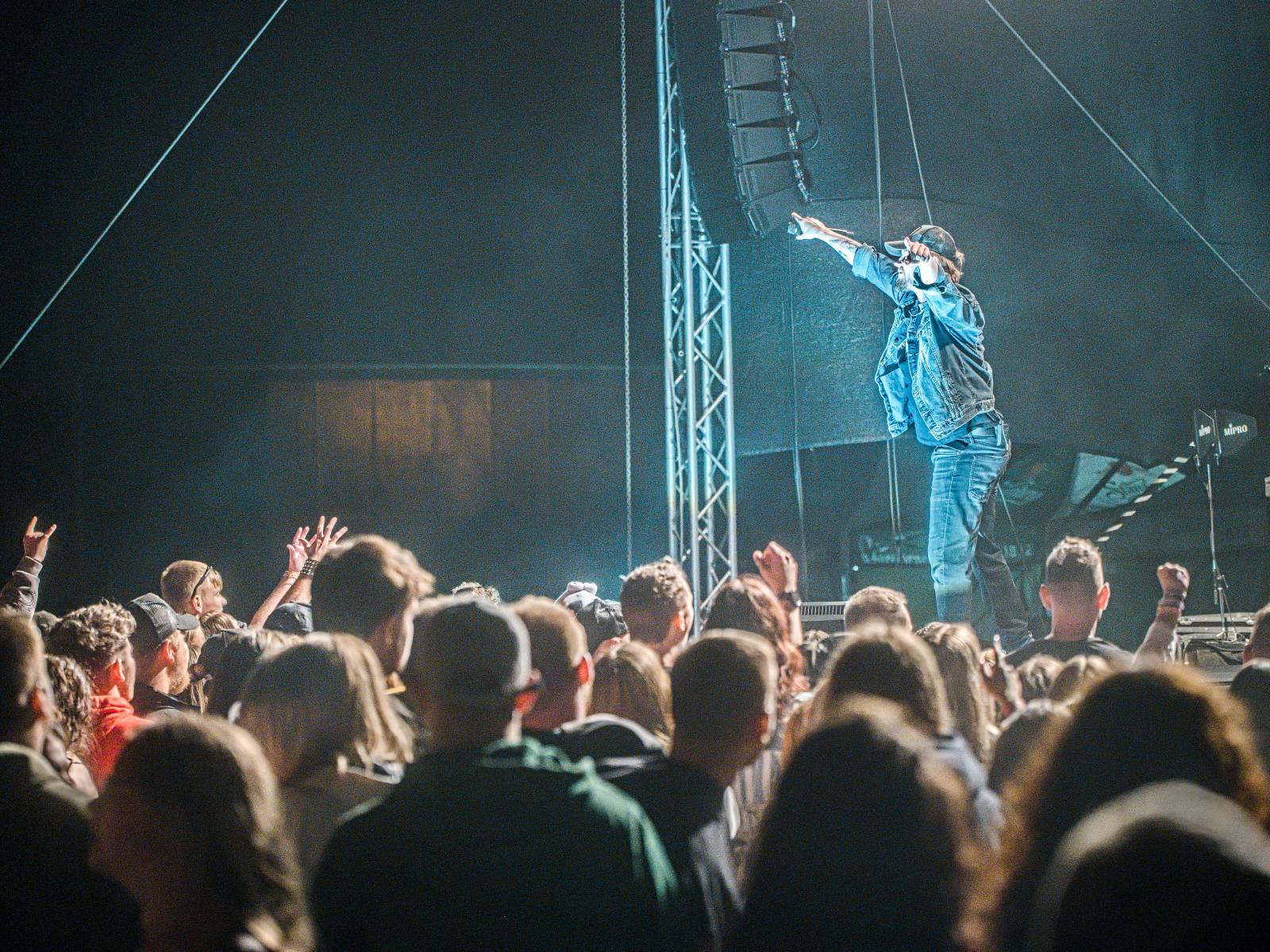 Bagr s Michalem Šafratou zahájil v Třebíči prázdniny