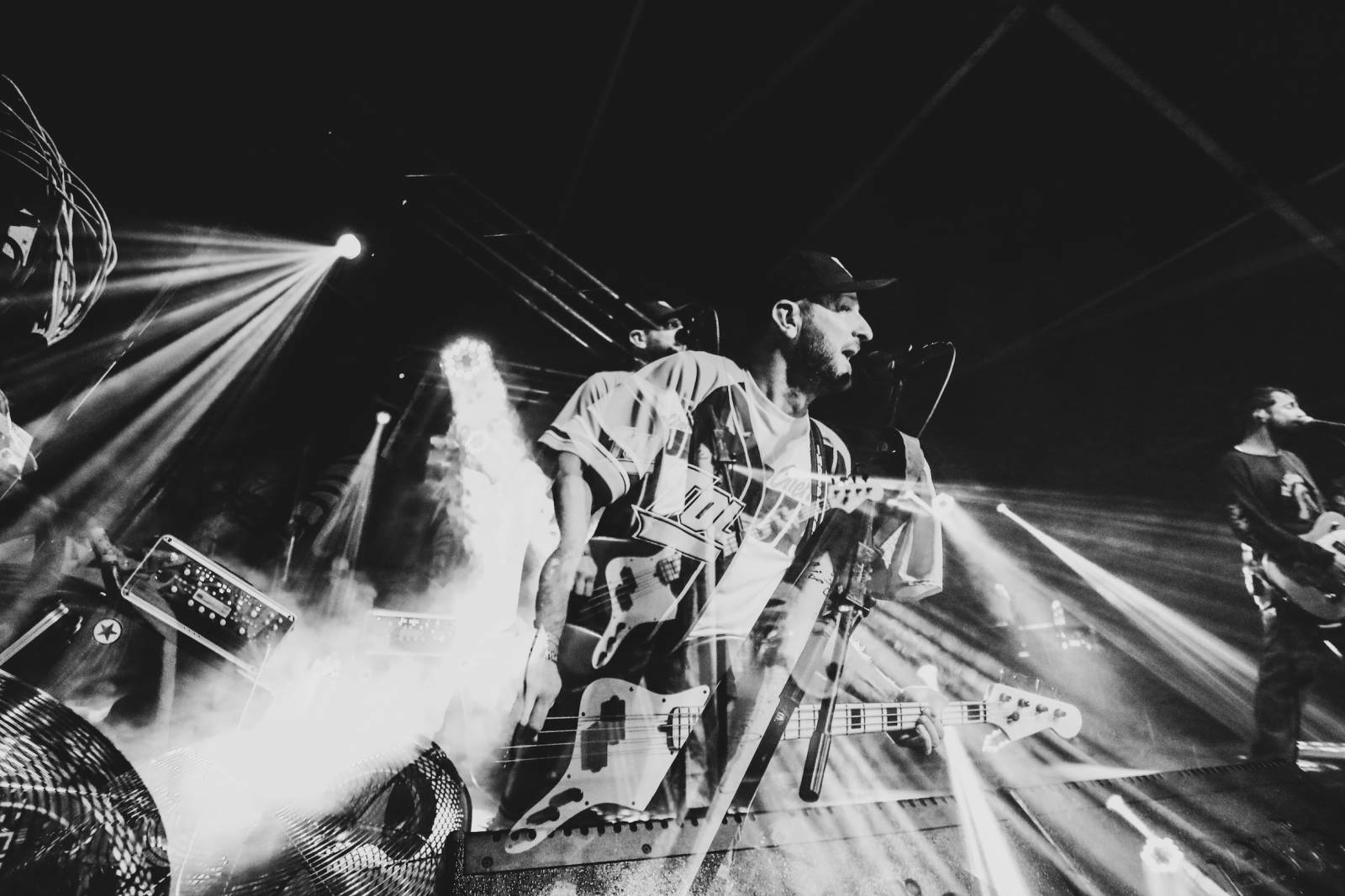 Mighty Sounds odstartoval. Skákačka s Irie Révoltés, noční FiXa a pohodička s Rat Boy