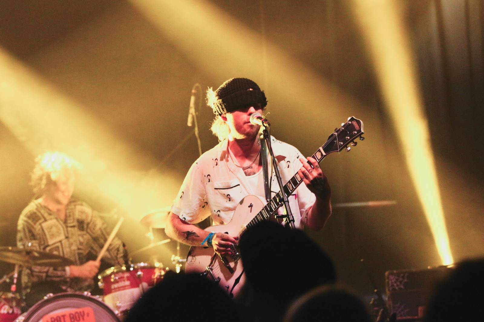 Mighty Sounds odstartoval. Skákačka s Irie Révoltés, noční FiXa a pohodička s Rat Boy