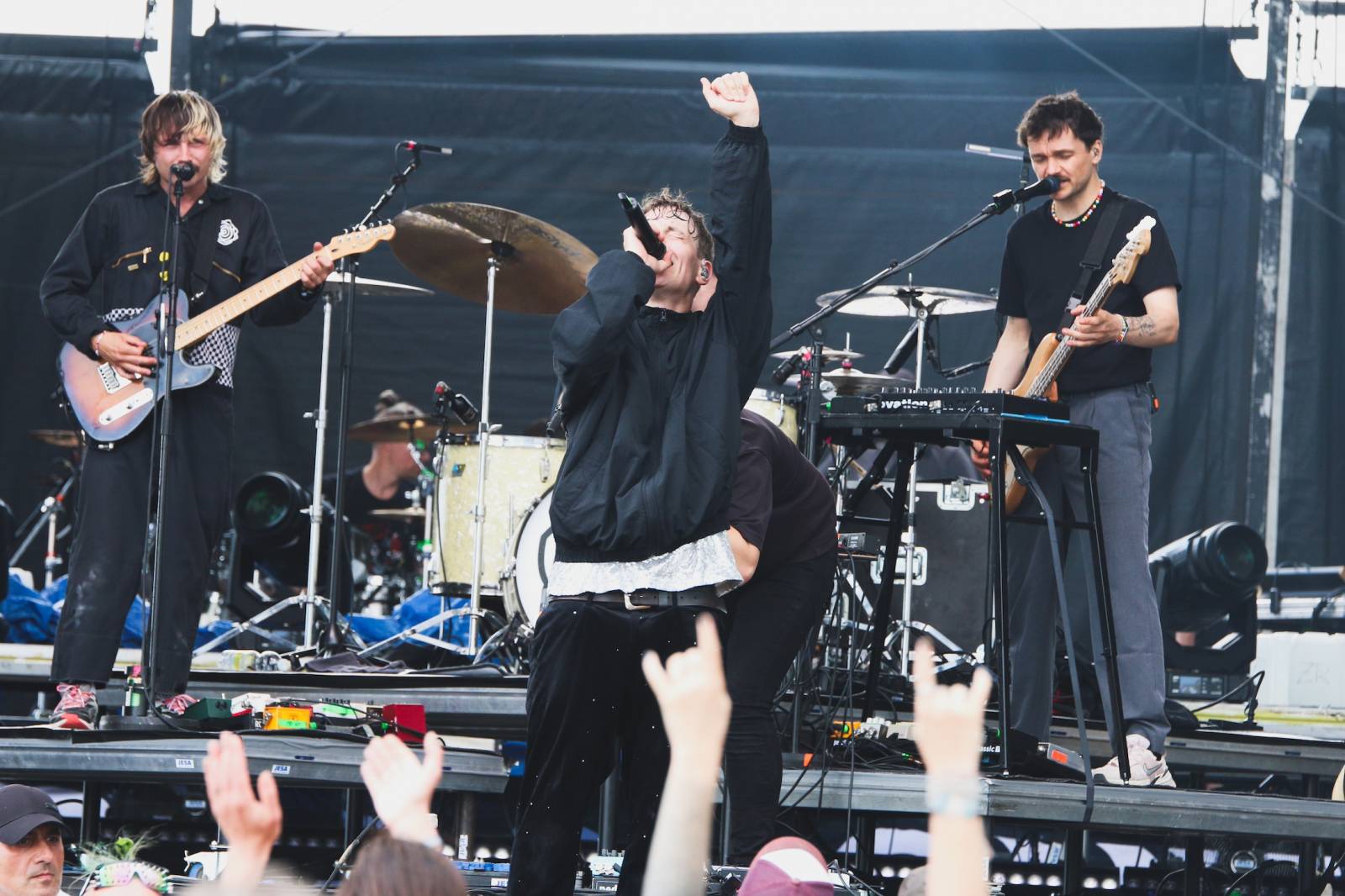 Mighty Sounds odstartoval. Skákačka s Irie Révoltés, noční FiXa a pohodička s Rat Boy