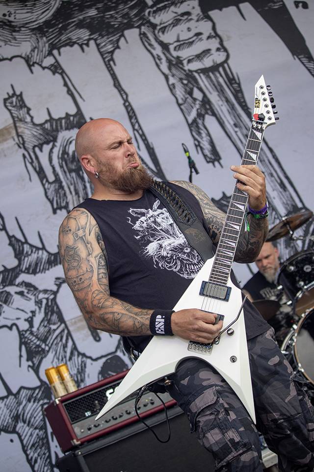 Basinfirefest vyvrcholil: Průhledná baskytara D-A-D, italští šílenci Master Boot Record i americká superkapela The Dead Daisies