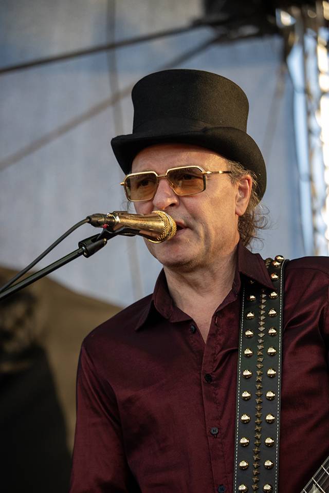 Basinfirefest vyvrcholil: Průhledná baskytara D-A-D, italští šílenci Master Boot Record i americká superkapela The Dead Daisies