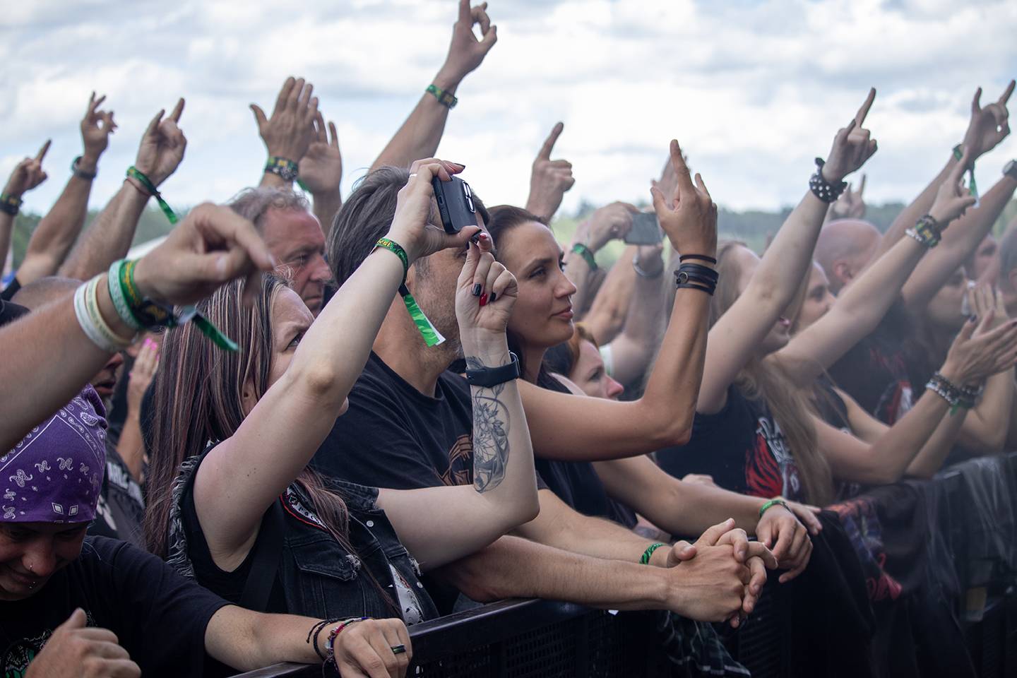 Basinfirefest vyvrcholil: Průhledná baskytara D-A-D, italští šílenci Master Boot Record i americká superkapela The Dead Daisies