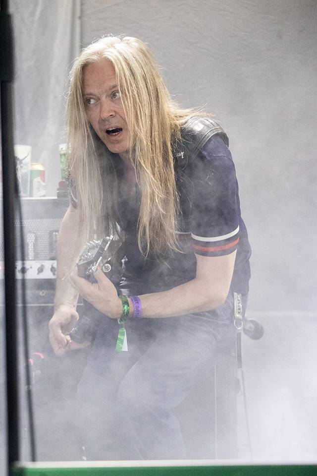 Basinfirefest vyvrcholil: Průhledná baskytara D-A-D, italští šílenci Master Boot Record i americká superkapela The Dead Daisies