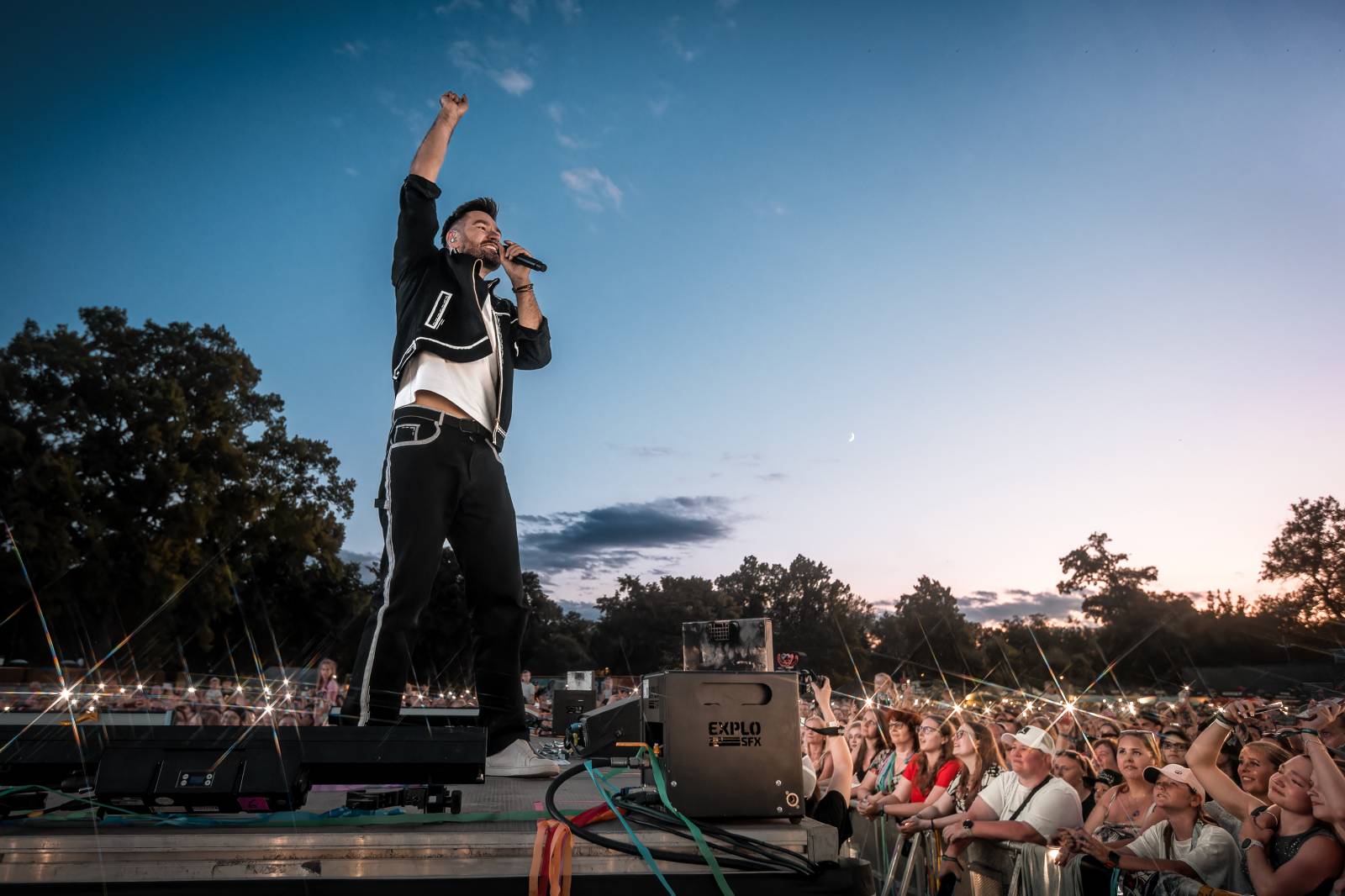 Marek Ztracený je zpátky. Po dvou letech vyrazil na turné, hostem v Praze byla Kateřina Marie Tichá