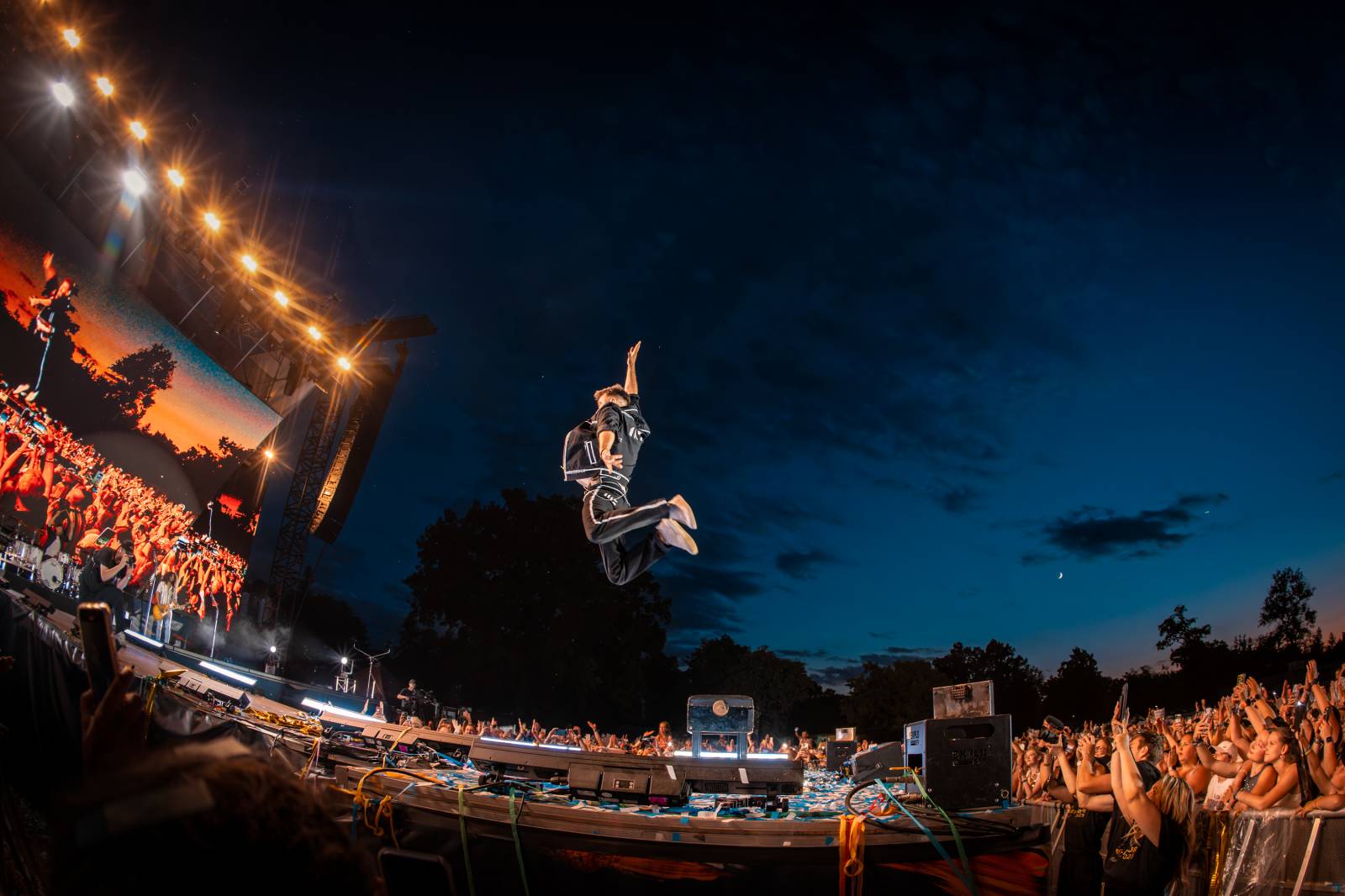 Marek Ztracený je zpátky. Po dvou letech vyrazil na turné, hostem v Praze byla Kateřina Marie Tichá