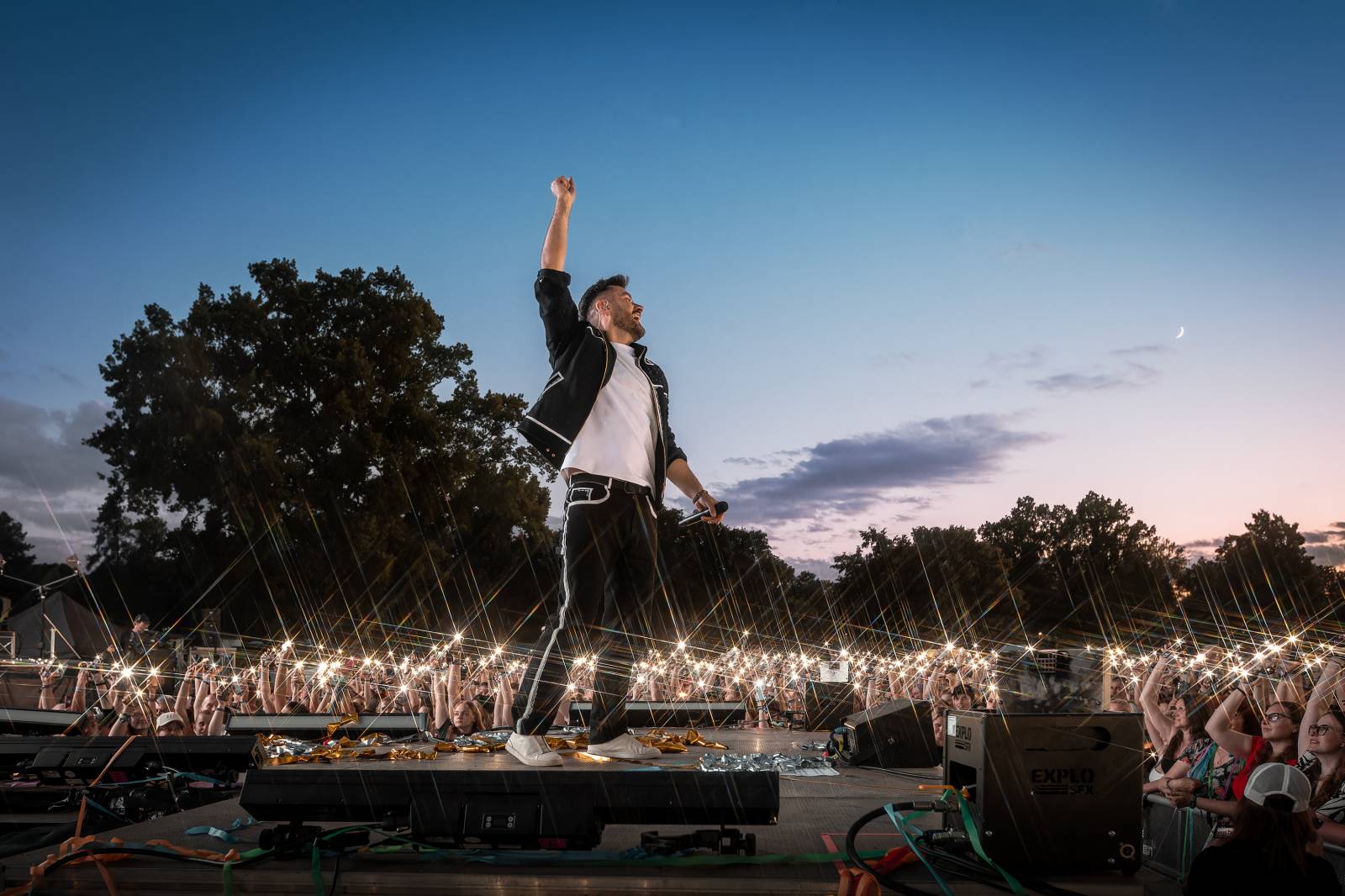 Marek Ztracený je zpátky. Po dvou letech vyrazil na turné, hostem v Praze byla Kateřina Marie Tichá