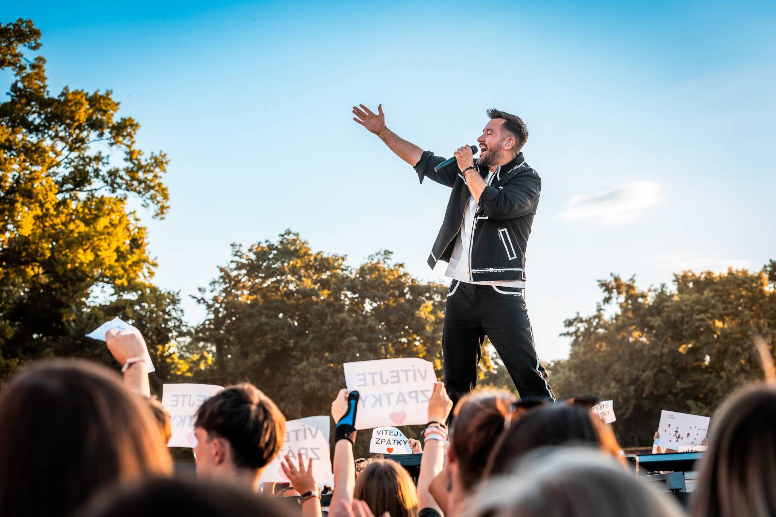 Marek Ztracený je zpátky. Po dvou letech vyrazil na turné, hostem v Praze byla Kateřina Marie Tichá