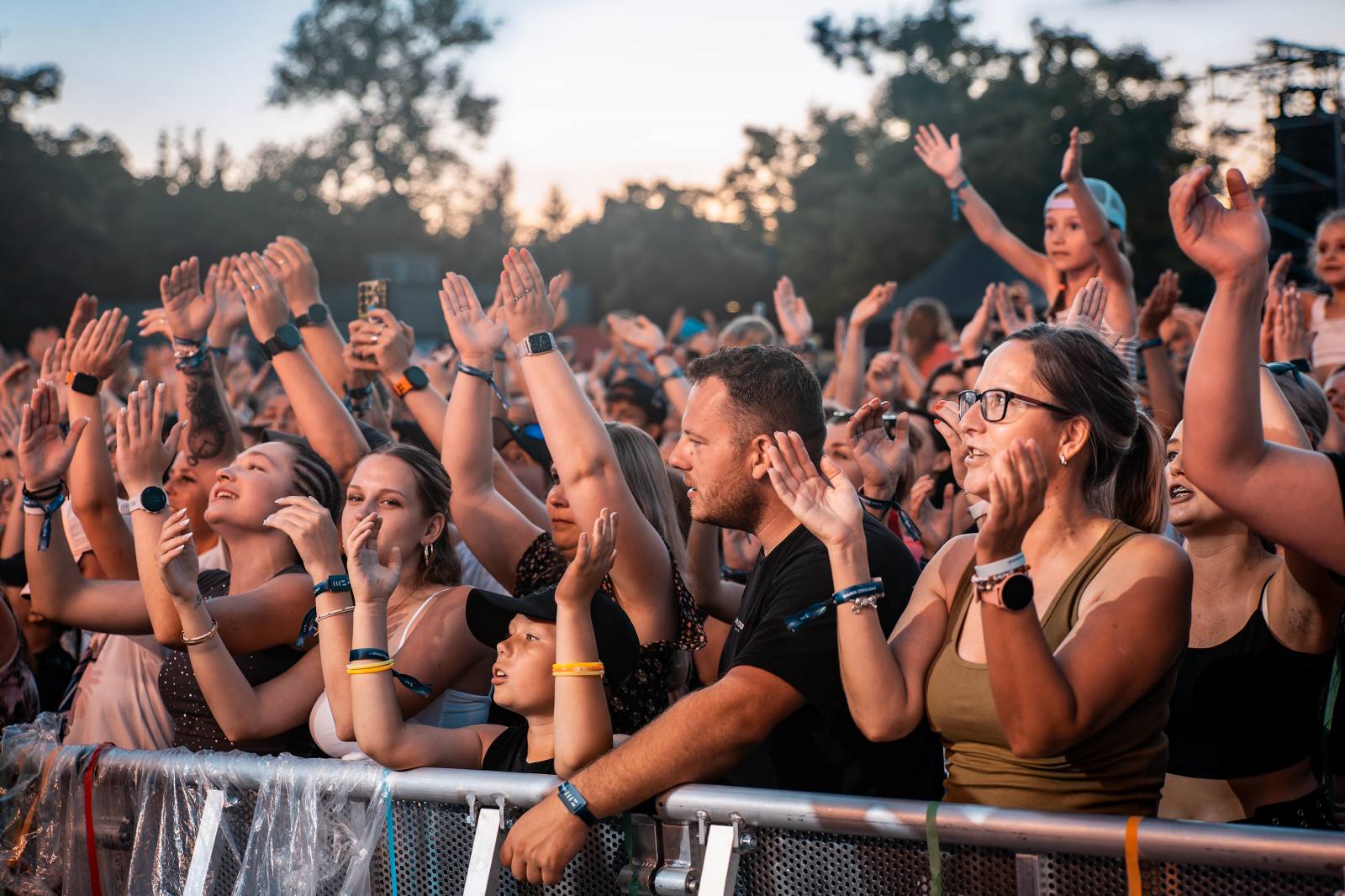Marek Ztracený je zpátky. Po dvou letech vyrazil na turné, hostem v Praze byla Kateřina Marie Tichá