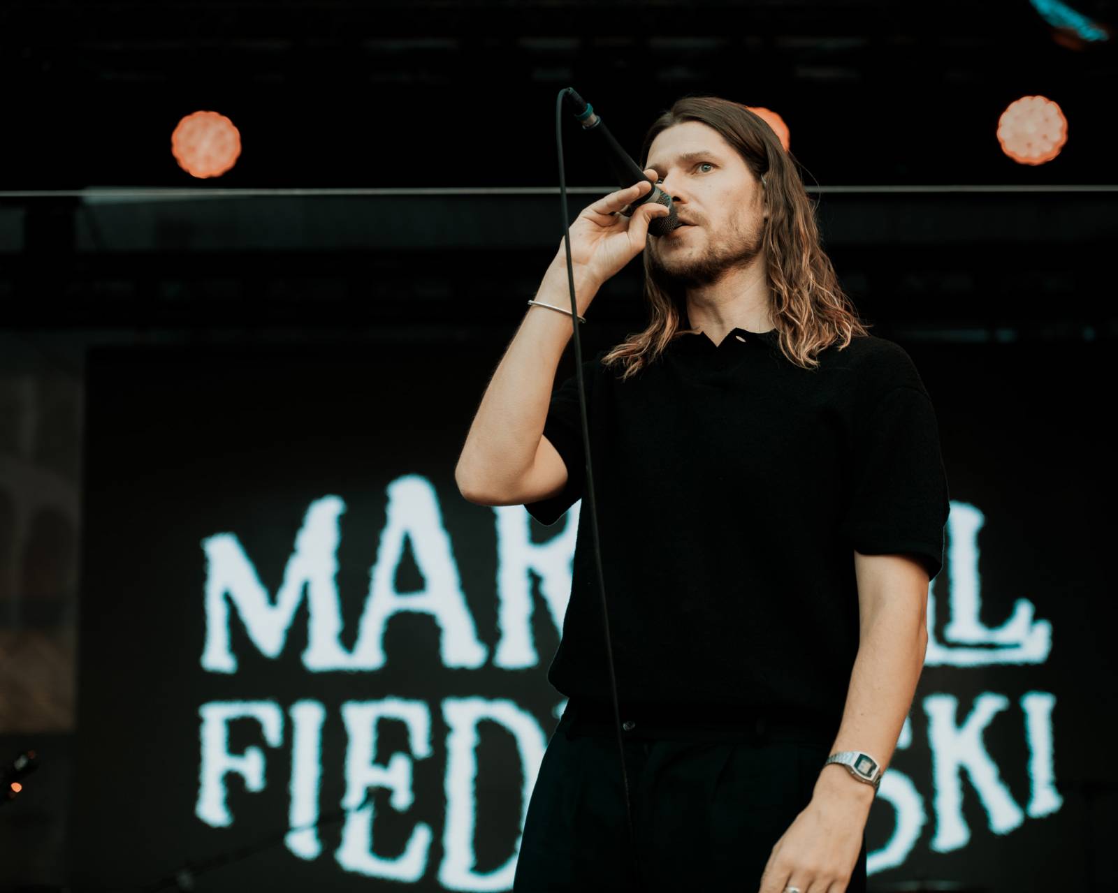 V Karlových Varech vystoupili Chinaski a Marcell, davy přilákala i módní přehlídka