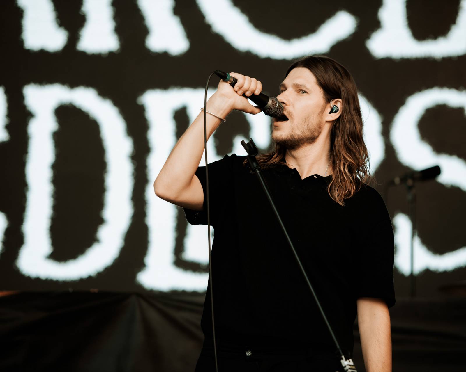 V Karlových Varech vystoupili Chinaski a Marcell, davy přilákala i módní přehlídka