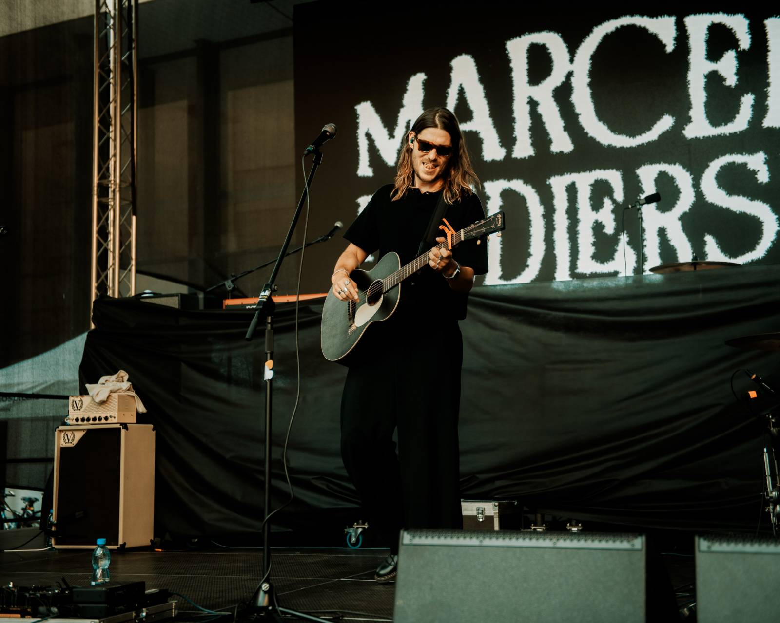 V Karlových Varech vystoupili Chinaski a Marcell, davy přilákala i módní přehlídka