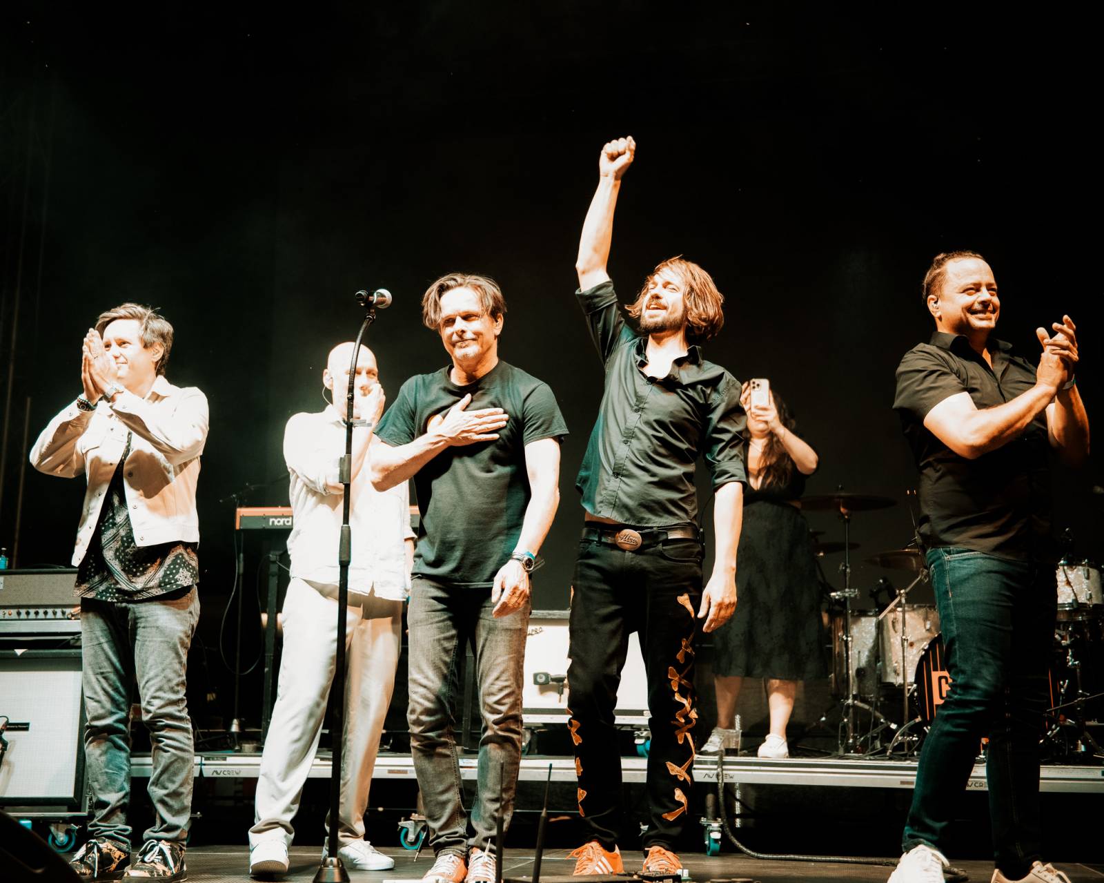 V Karlových Varech vystoupili Chinaski a Marcell, davy přilákala i módní přehlídka