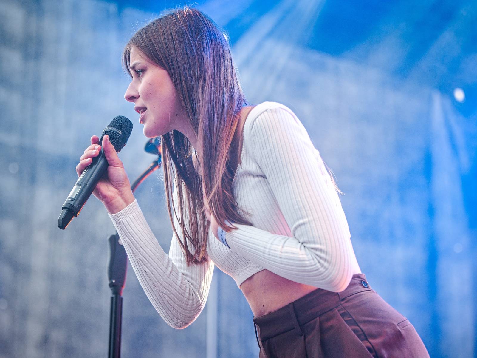 Hudba na vinicích přivezla do Znojma kapelu Jelen a zpěvačku Adélu Orlovou