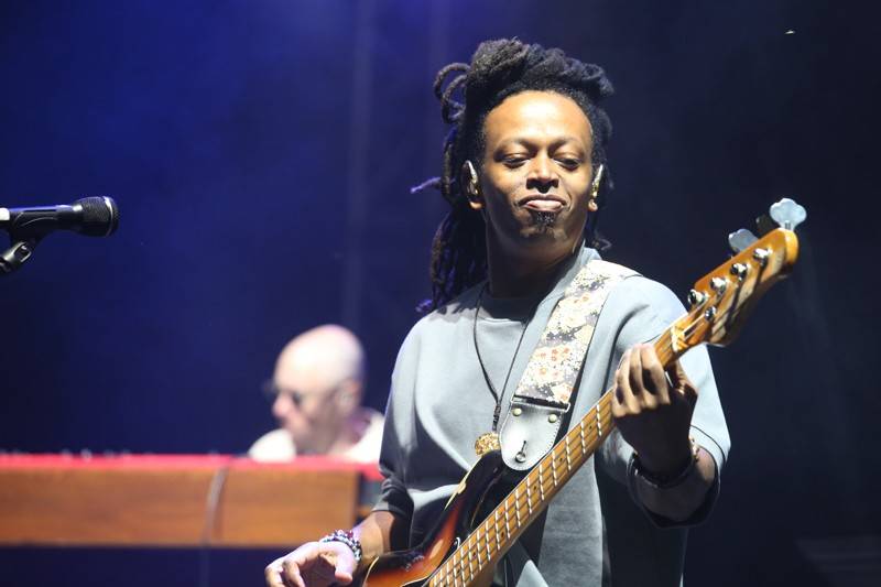 Groove Brno slaví dospělost. Gratulovali mu hvězdný kytarista Cory Wong, The Stylists či klavírista NIJI