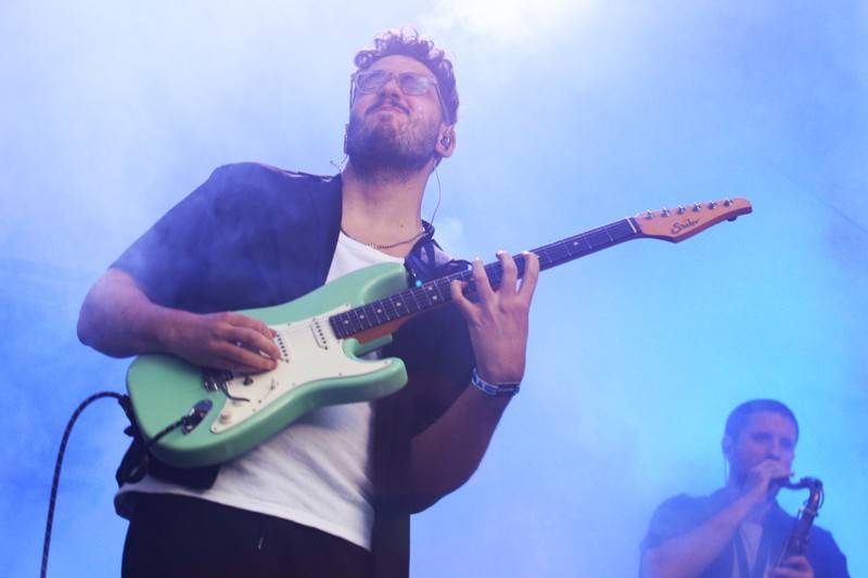 Groove Brno slaví dospělost. Gratulovali mu hvězdný kytarista Cory Wong, The Stylists či klavírista NIJI