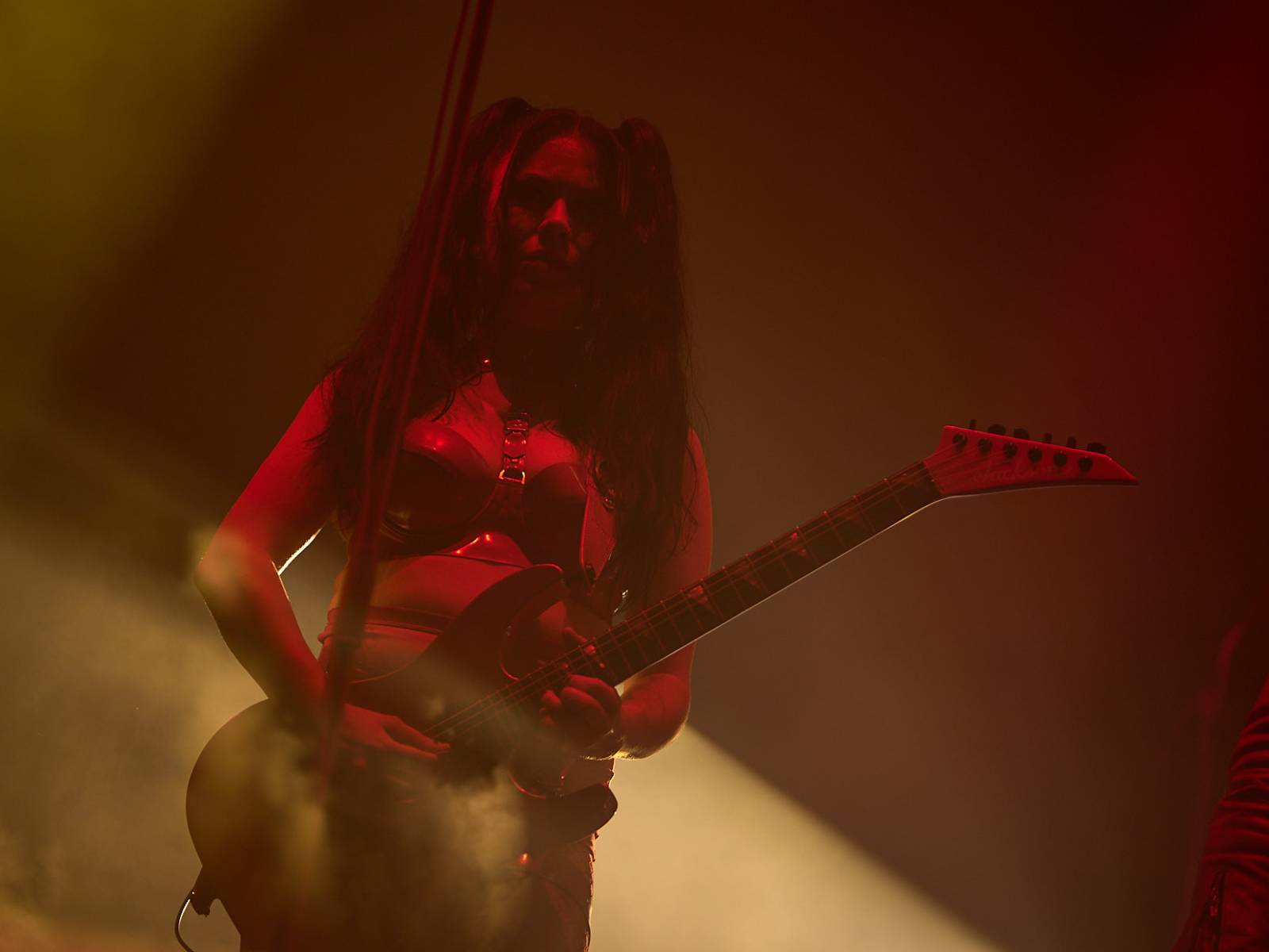 Masters of Rock, den druhý: Extravagantní show Tilla Lindemanna, řízný set Kanonenfieber a powermetalová smršť Illumishade