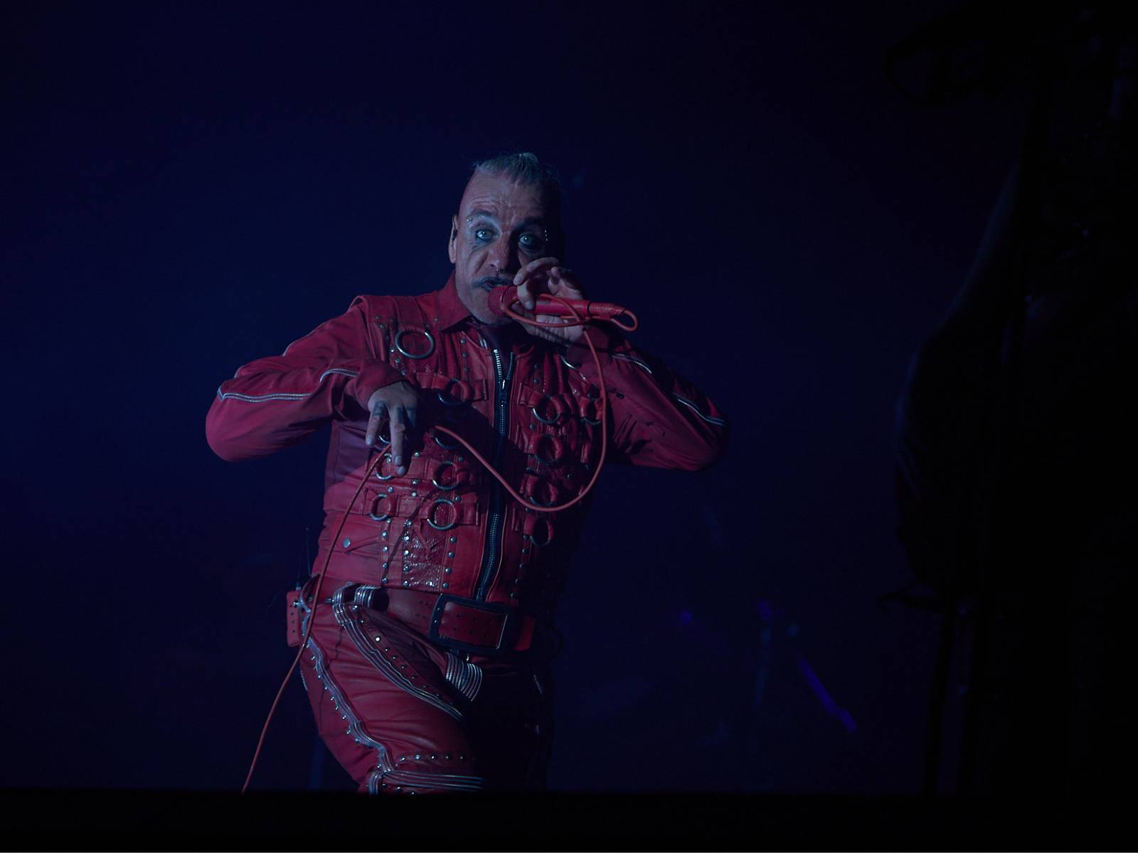 Masters of Rock, den druhý: Extravagantní show Tilla Lindemanna, řízný set Kanonenfieber a powermetalová smršť Illumishade