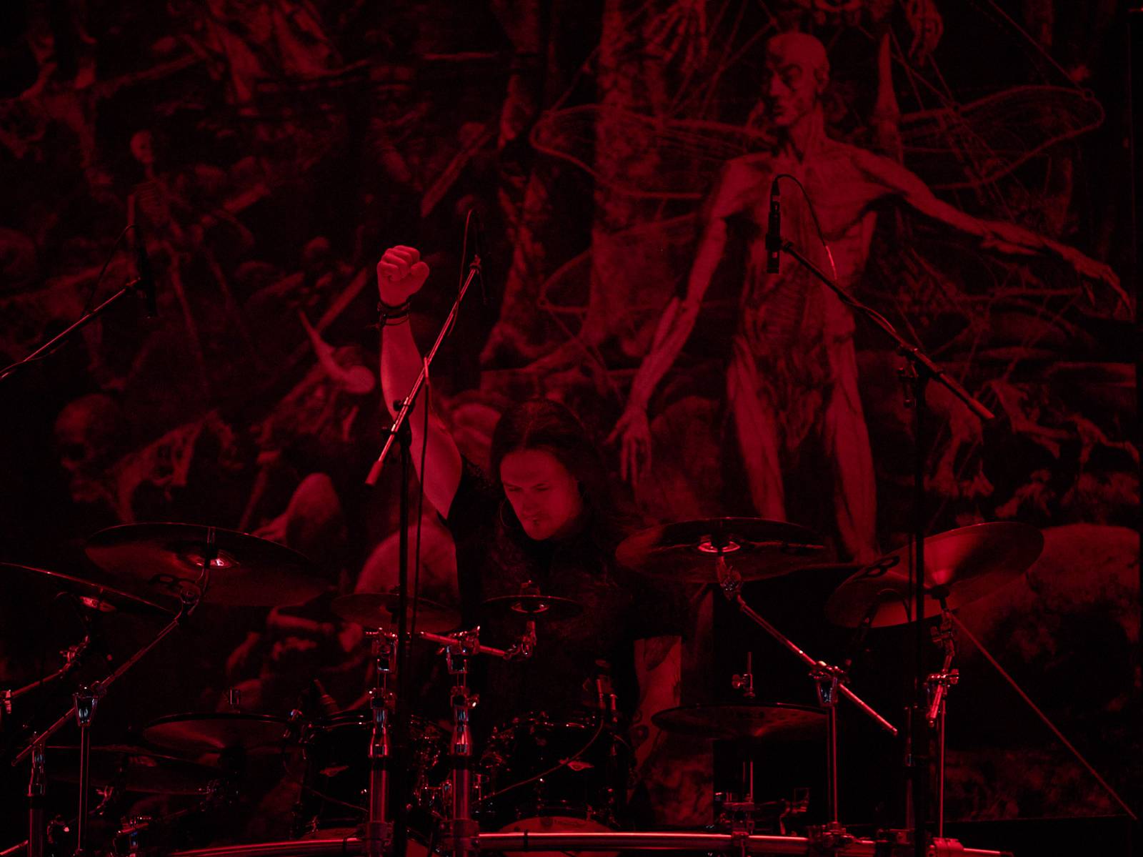 Masters of Rock, den druhý: Extravagantní show Tilla Lindemanna, řízný set Kanonenfieber a powermetalová smršť Illumishade