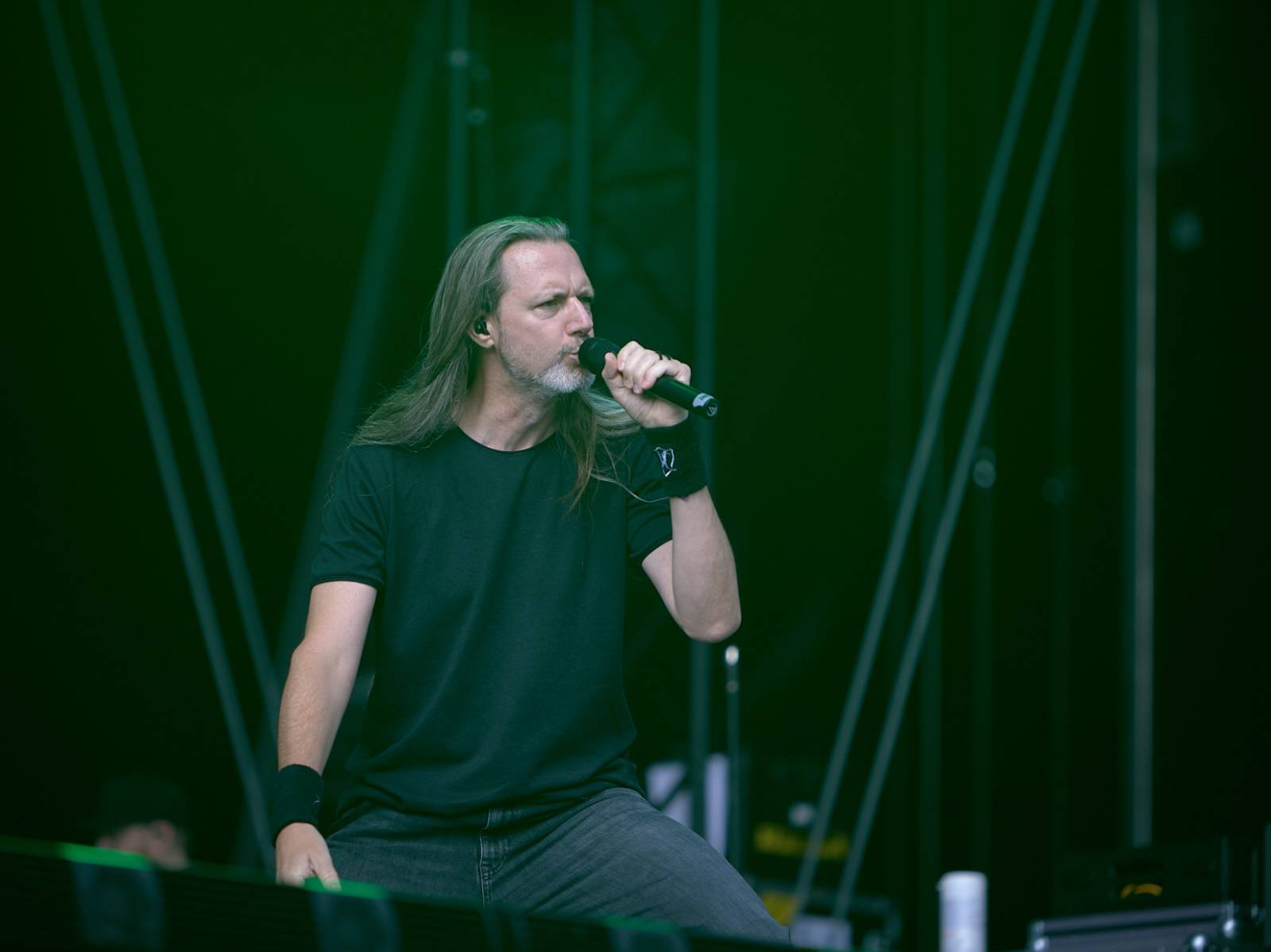 Masters of Rock, den druhý: Extravagantní show Tilla Lindemanna, řízný set Kanonenfieber a powermetalová smršť Illumishade