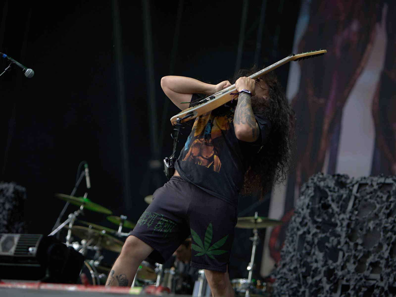 Masters of Rock, den druhý: Extravagantní show Tilla Lindemanna, řízný set Kanonenfieber a powermetalová smršť Illumishade