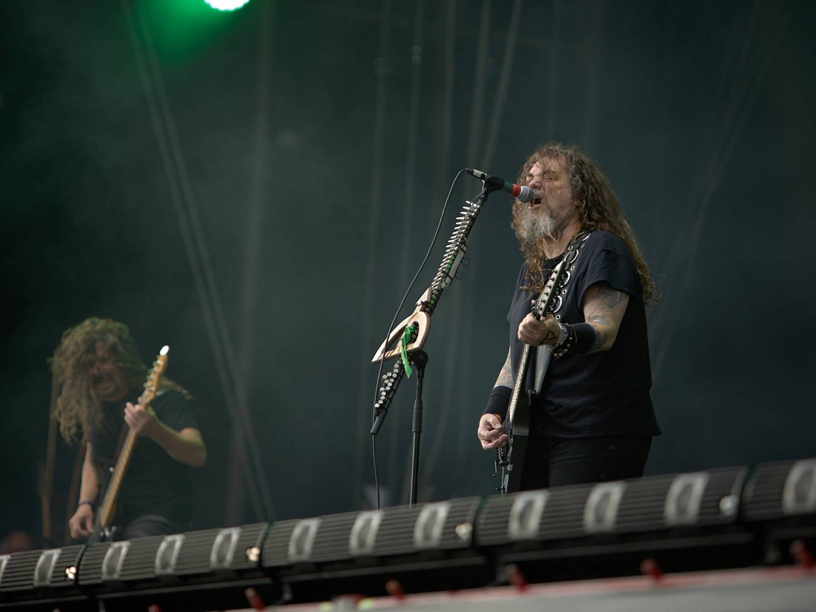 Masters of Rock, den druhý: Extravagantní show Tilla Lindemanna, řízný set Kanonenfieber a powermetalová smršť Illumishade