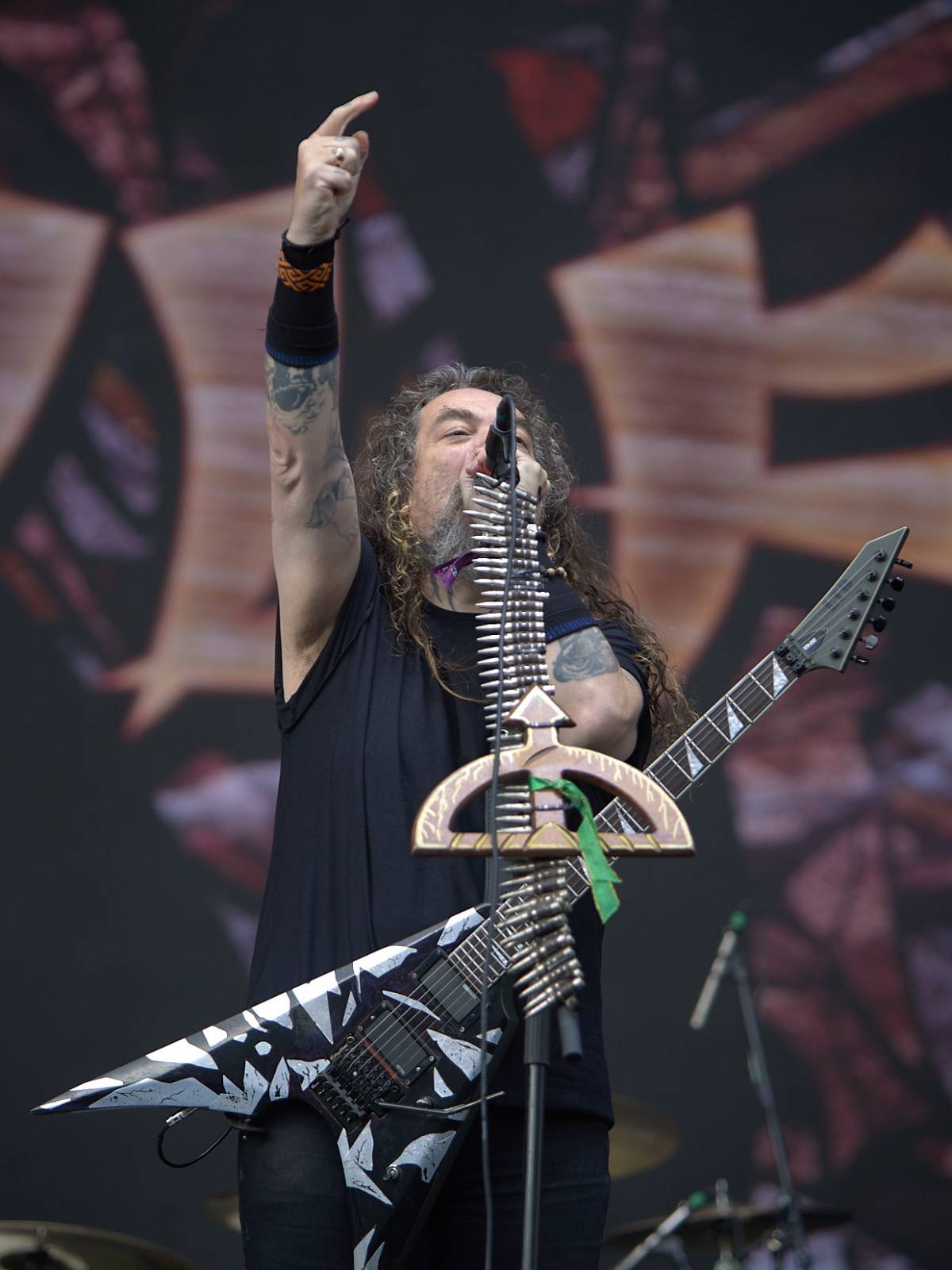 Masters of Rock, den druhý: Extravagantní show Tilla Lindemanna, řízný set Kanonenfieber a powermetalová smršť Illumishade