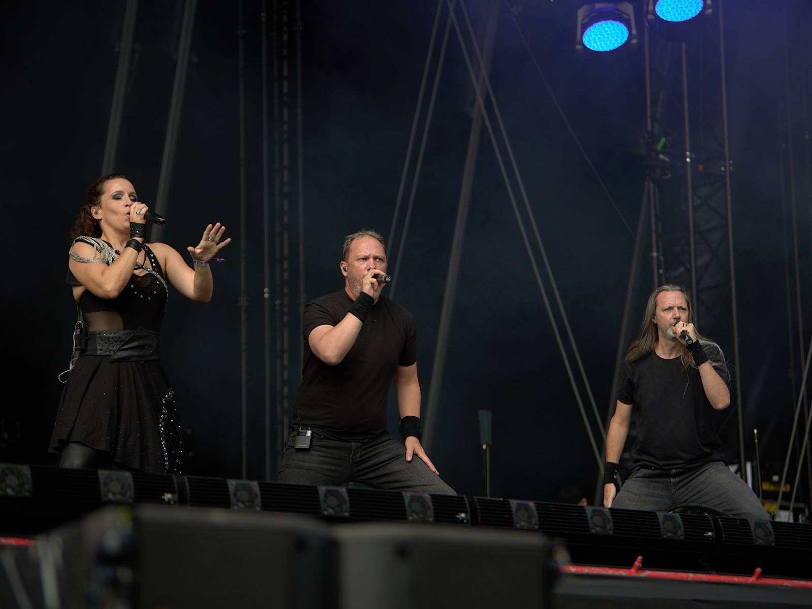 Masters of Rock, den druhý: Extravagantní show Tilla Lindemanna, řízný set Kanonenfieber a powermetalová smršť Illumishade